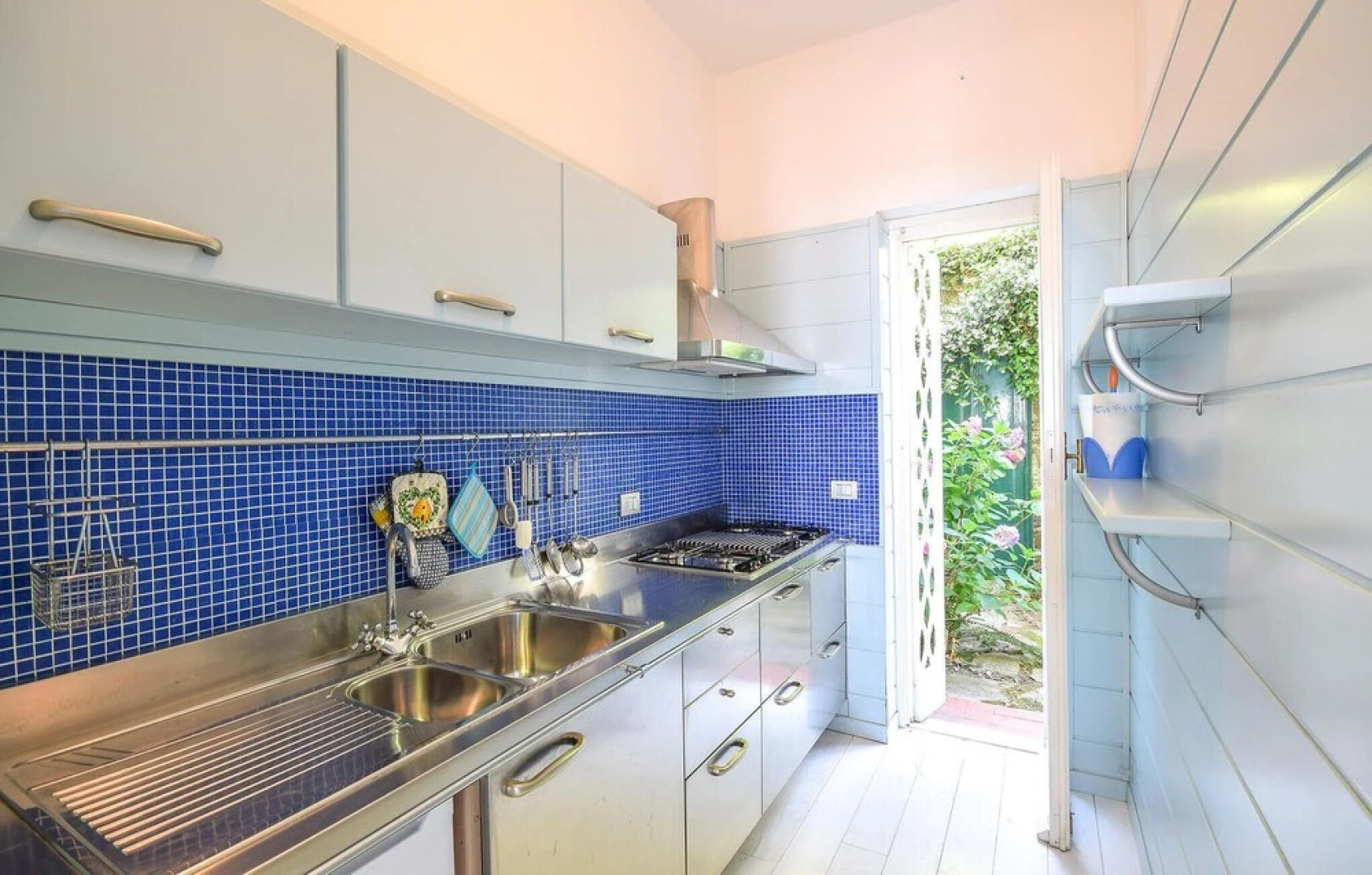 Beautiful Home in Camogli With Wifi