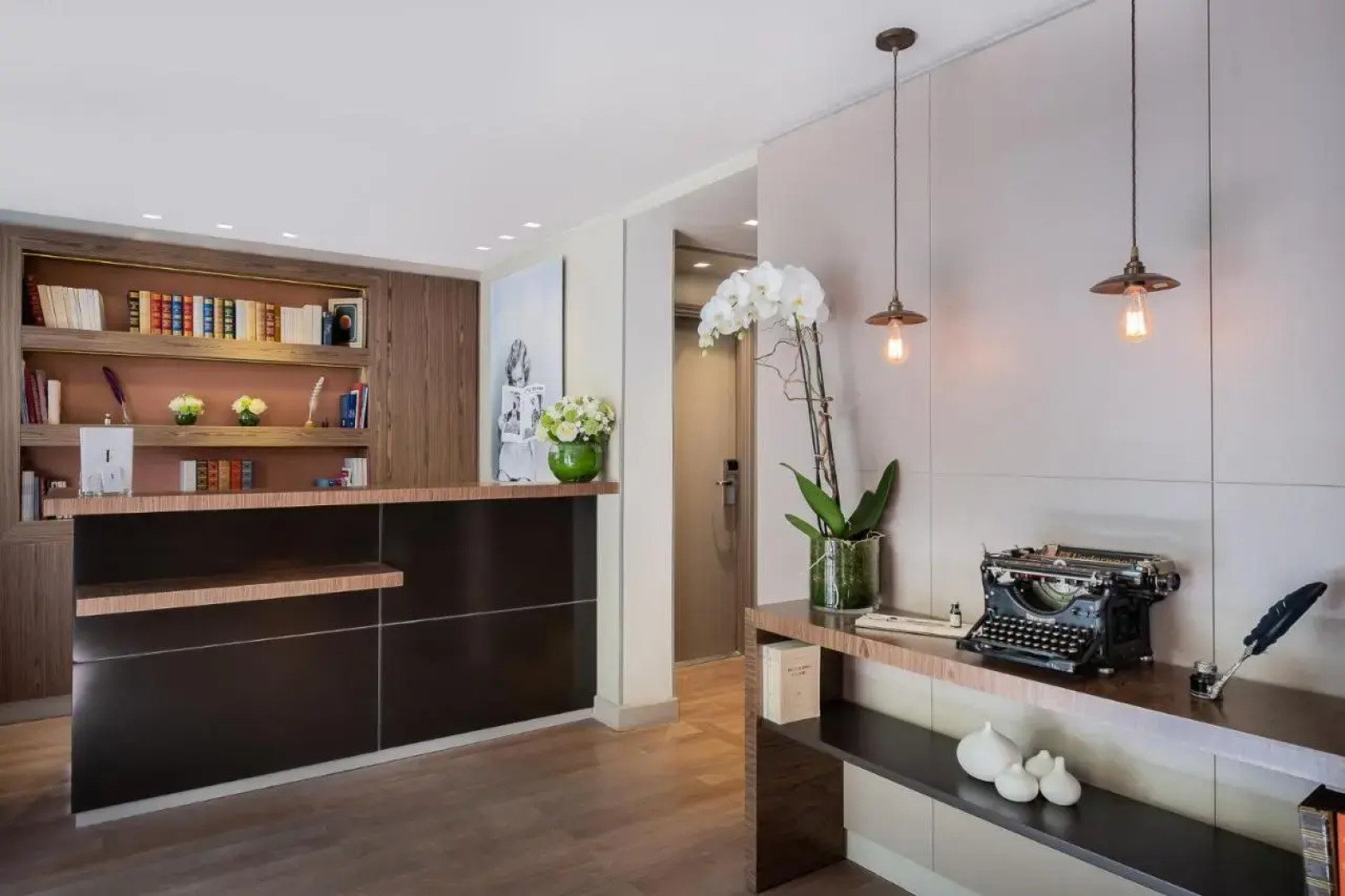 Hôtel Le Tourville by Inwood Hotels