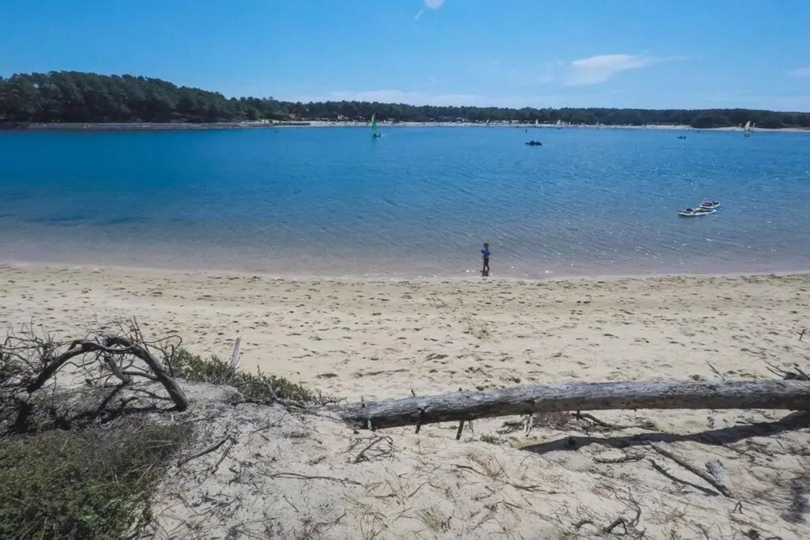 LE BOUCALAIS, classé 3 étoiles, Appart T3, lac à 200m, océan à 800m à VIEUX-BOUCAU