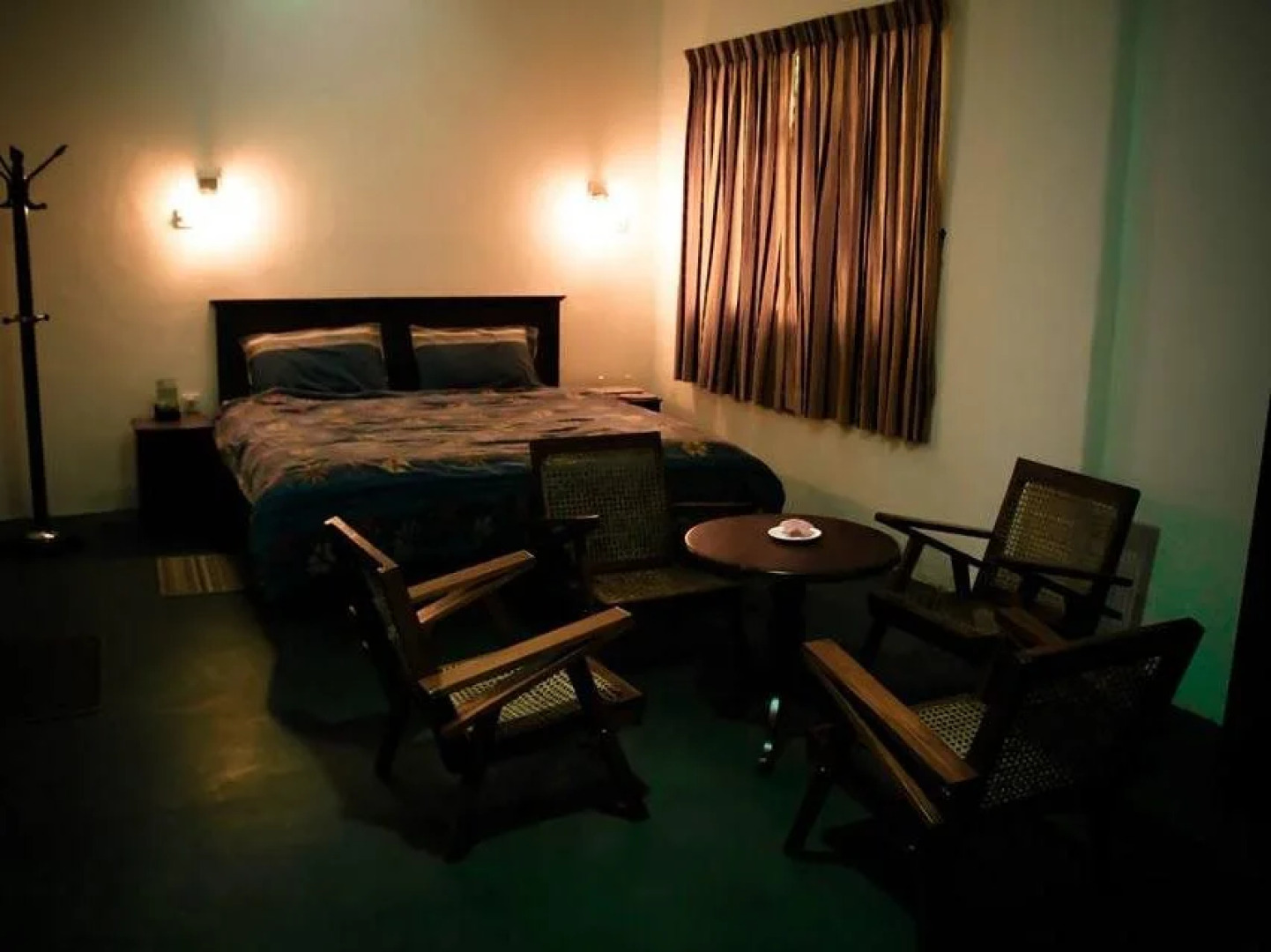 Surrey Bird Sanctuary & Holiday Resort