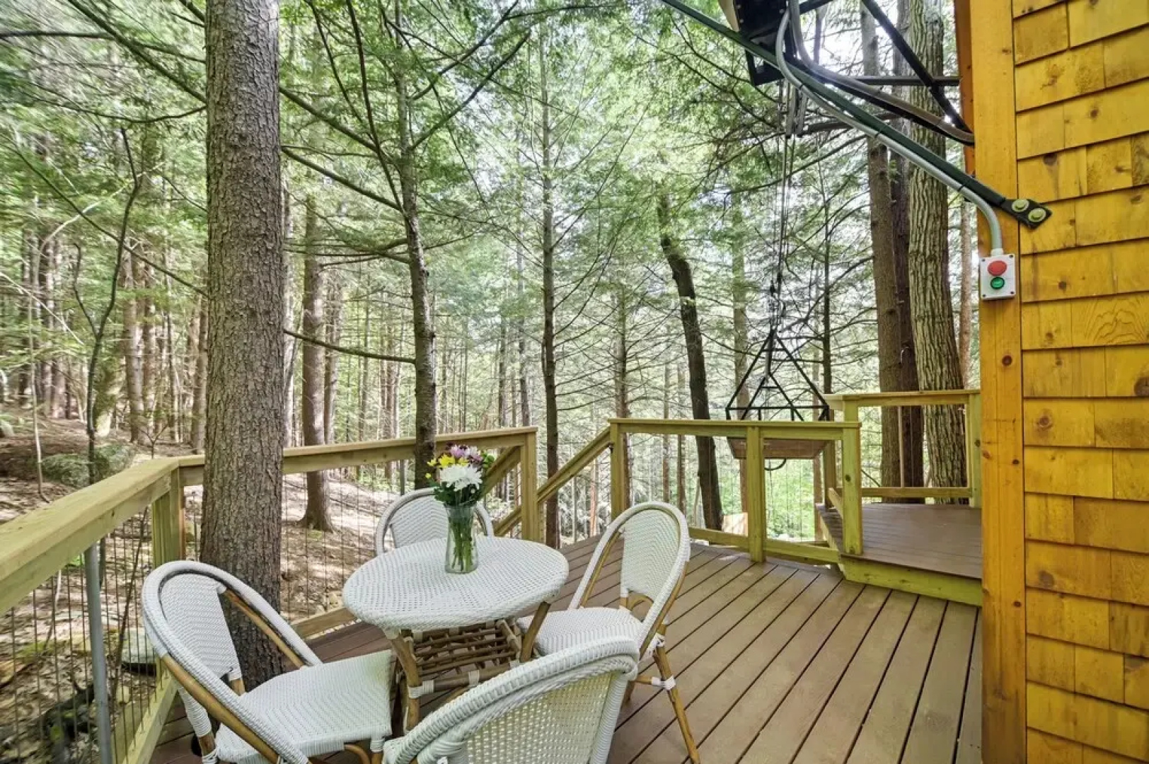 Tree House w/ Hot Tub: Near Sunday River Resort!