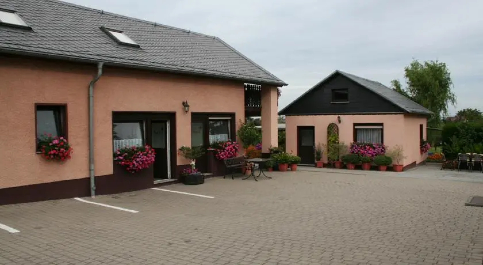 Ferienwohnungen&Pension Neuber