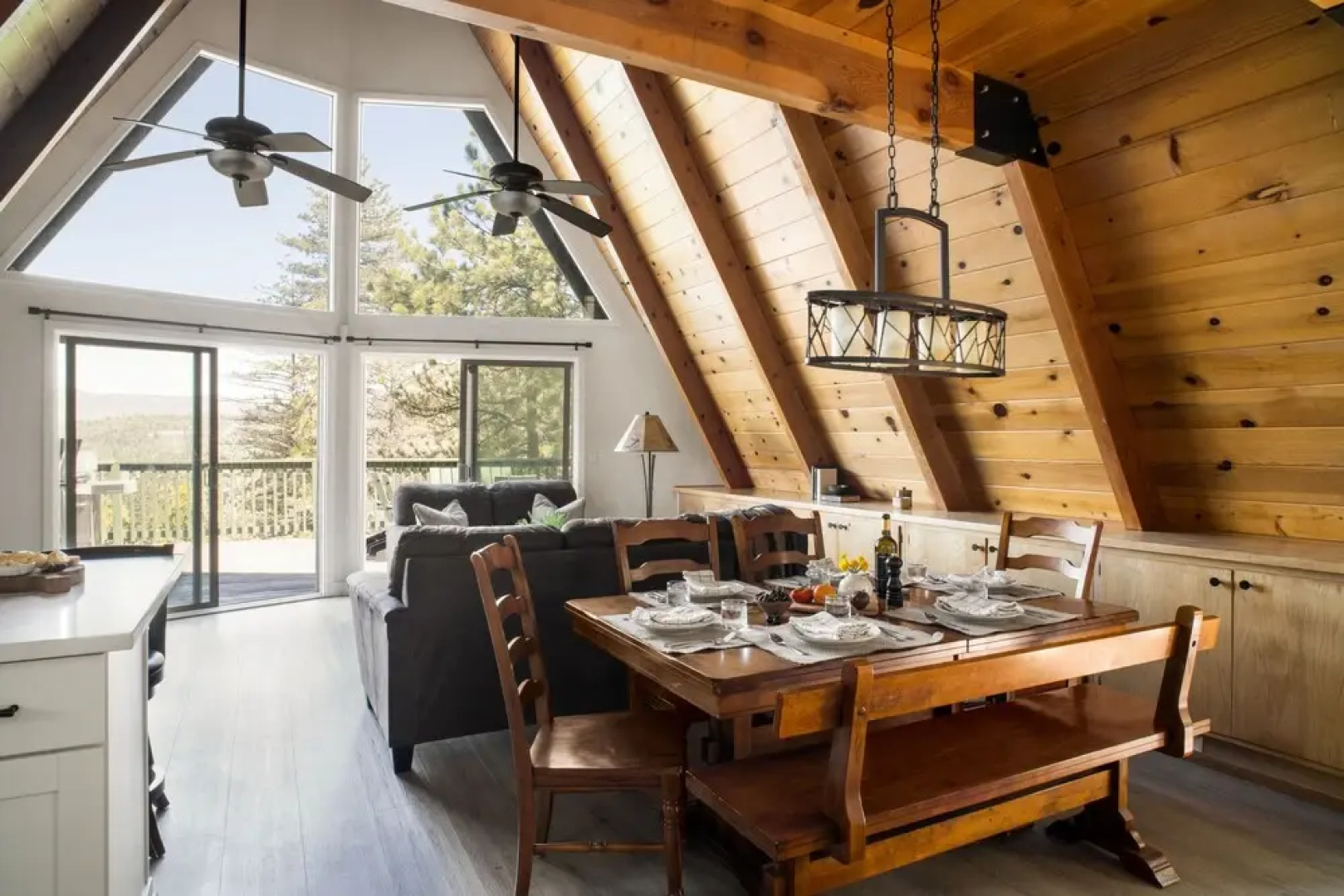 Wildhaven by AvantStay Stunning A-Frame Home w Gorgeous Views Game Room