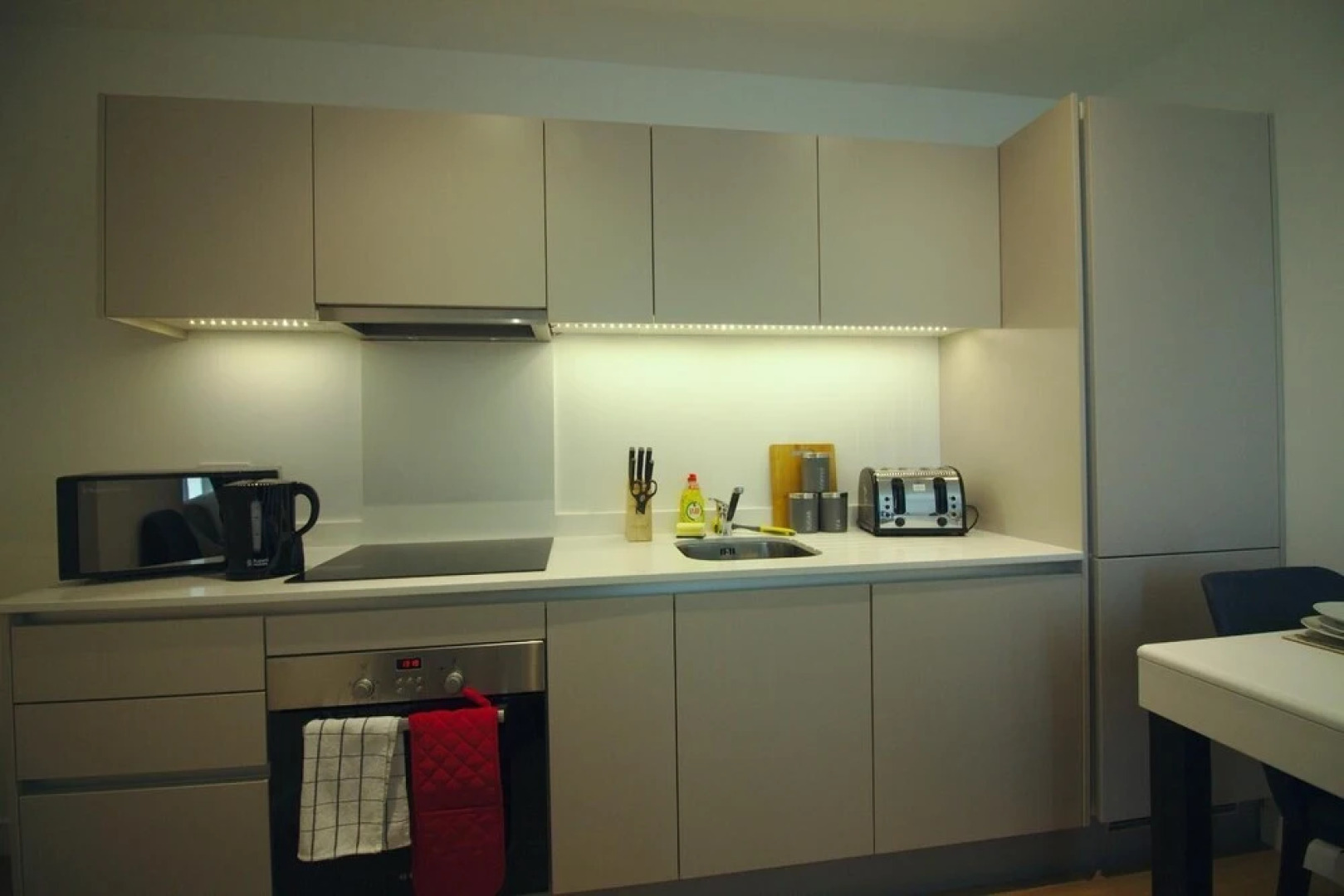 Braybrooke Apartments