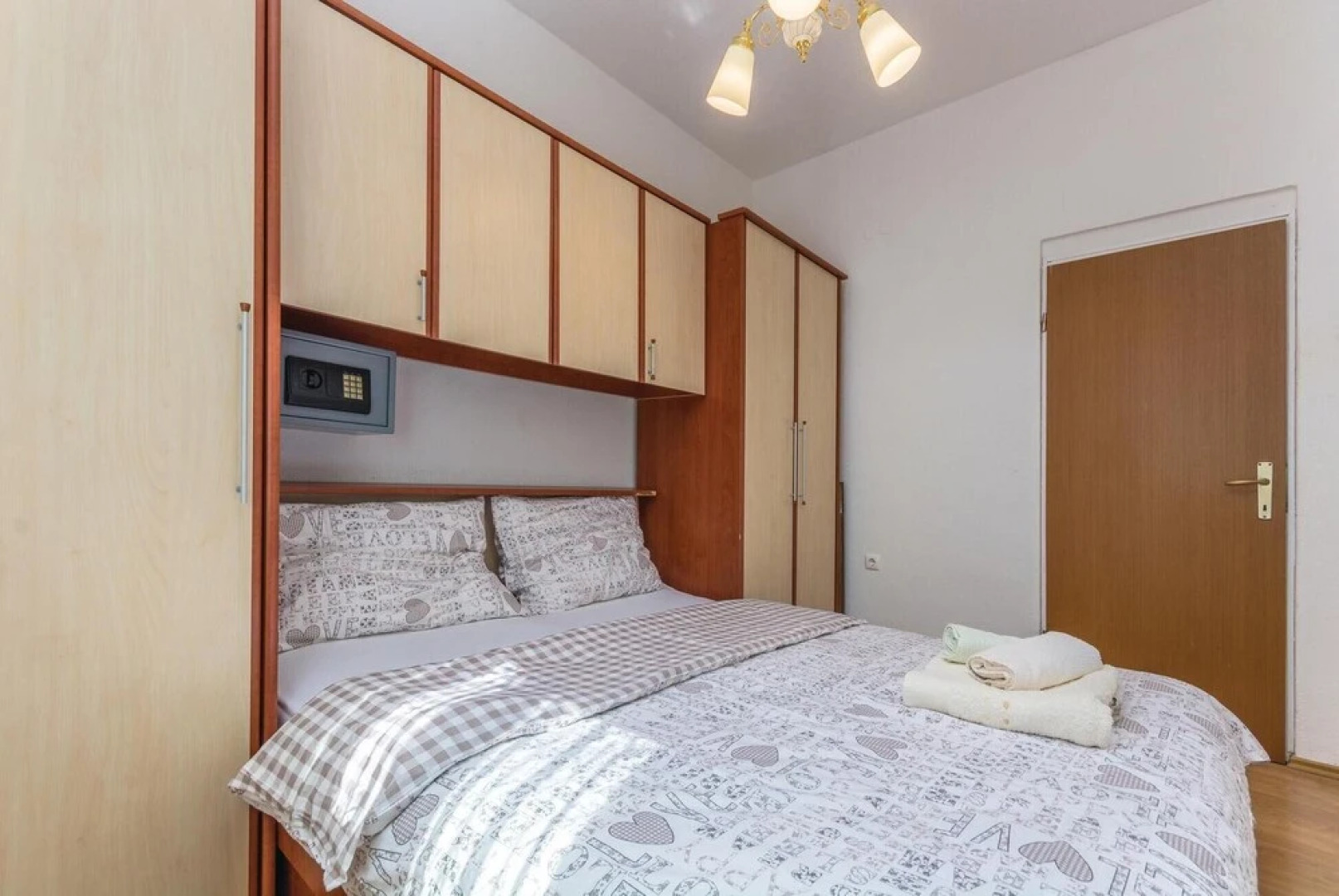 Stunning Home in Nedescina With Wifi and 2 Bedrooms