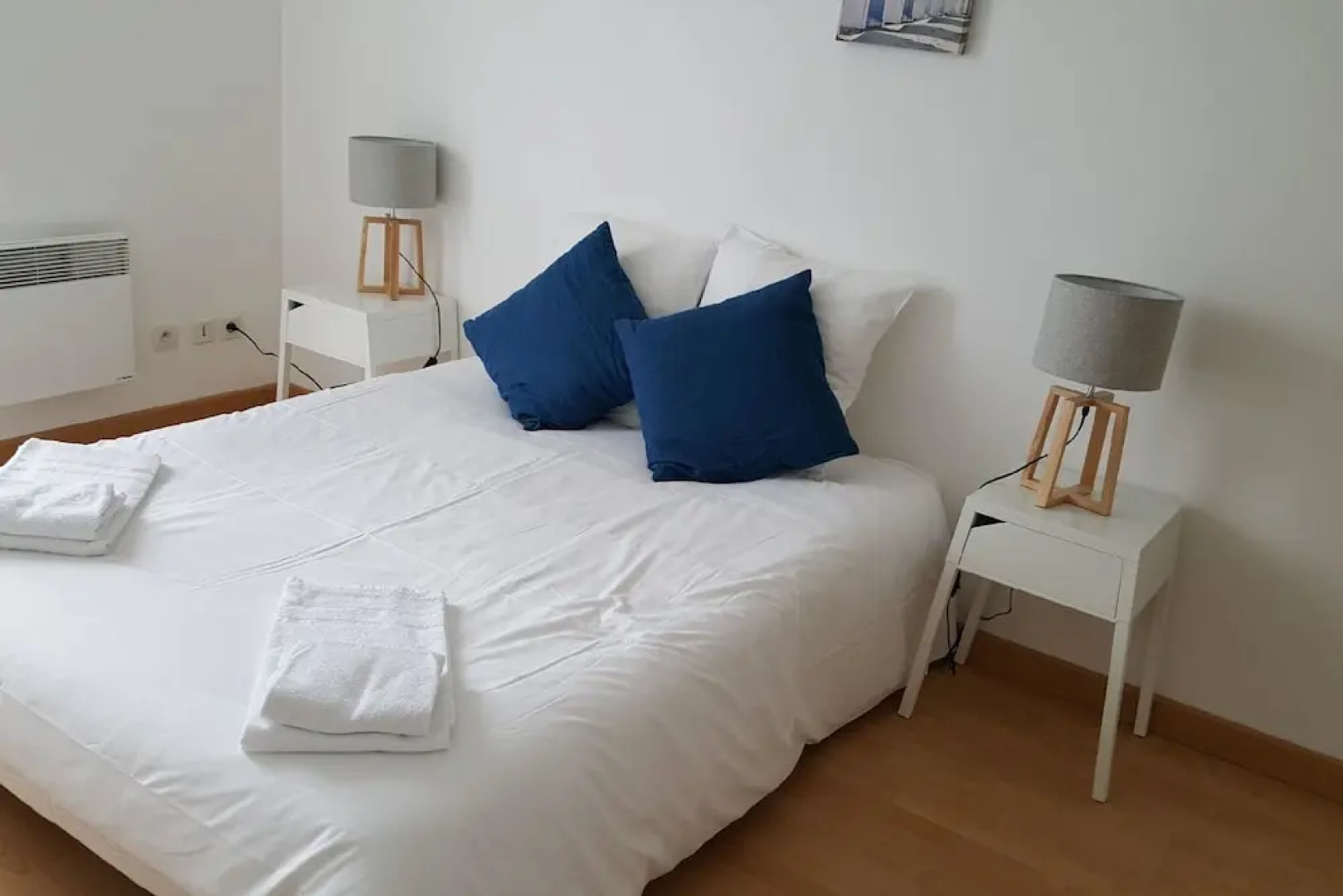 Maison vue mer au port de Meyran