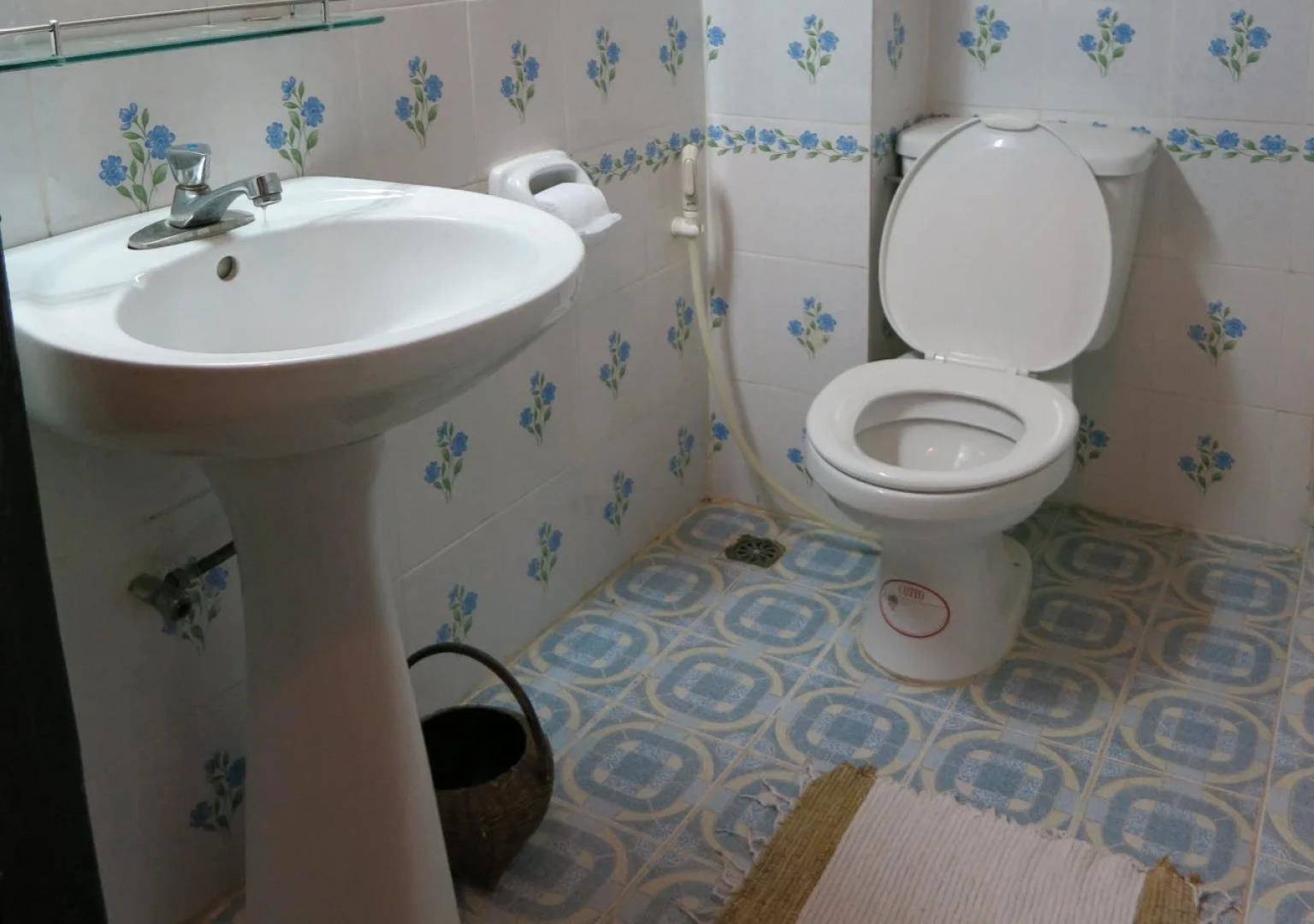 The Hillside Residence