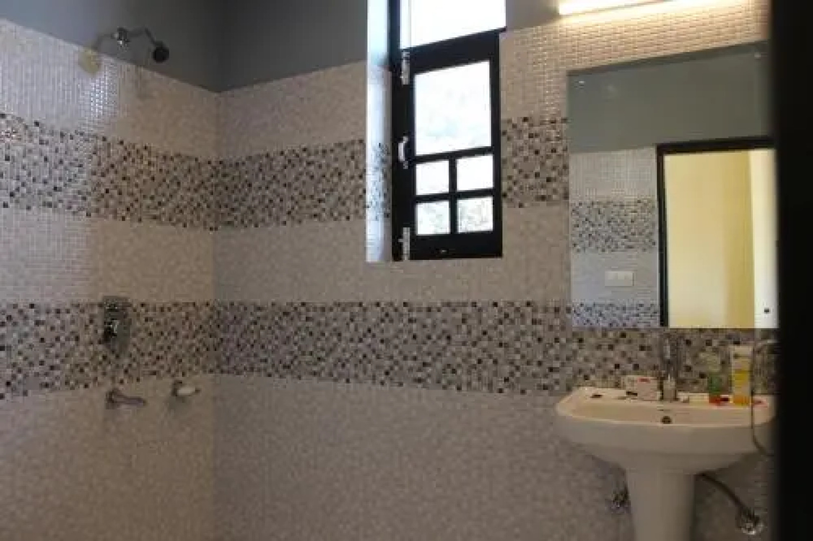 Flügler Hostel - Mcleodganj (Dharamkot)