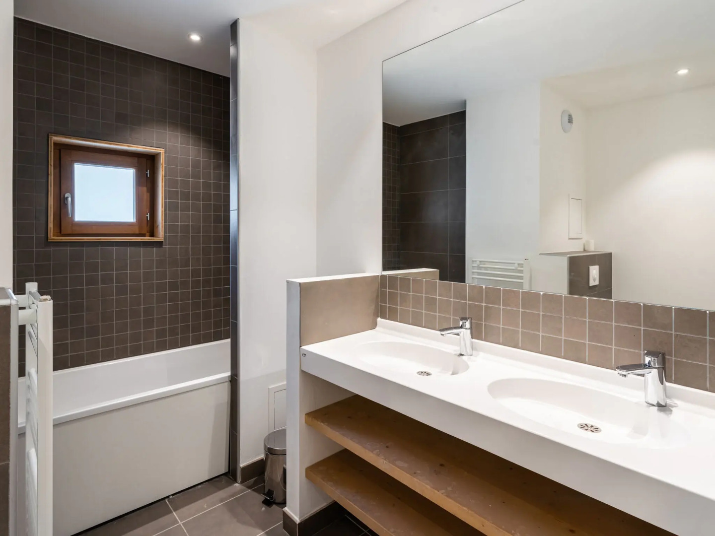 New apartments by the slopes in L'Alpe d'Huez