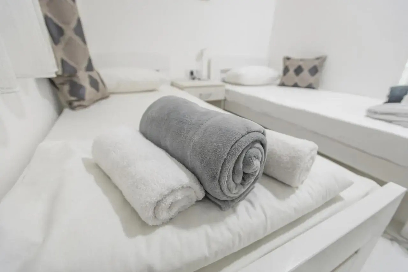 Plavi restoran, Loznica