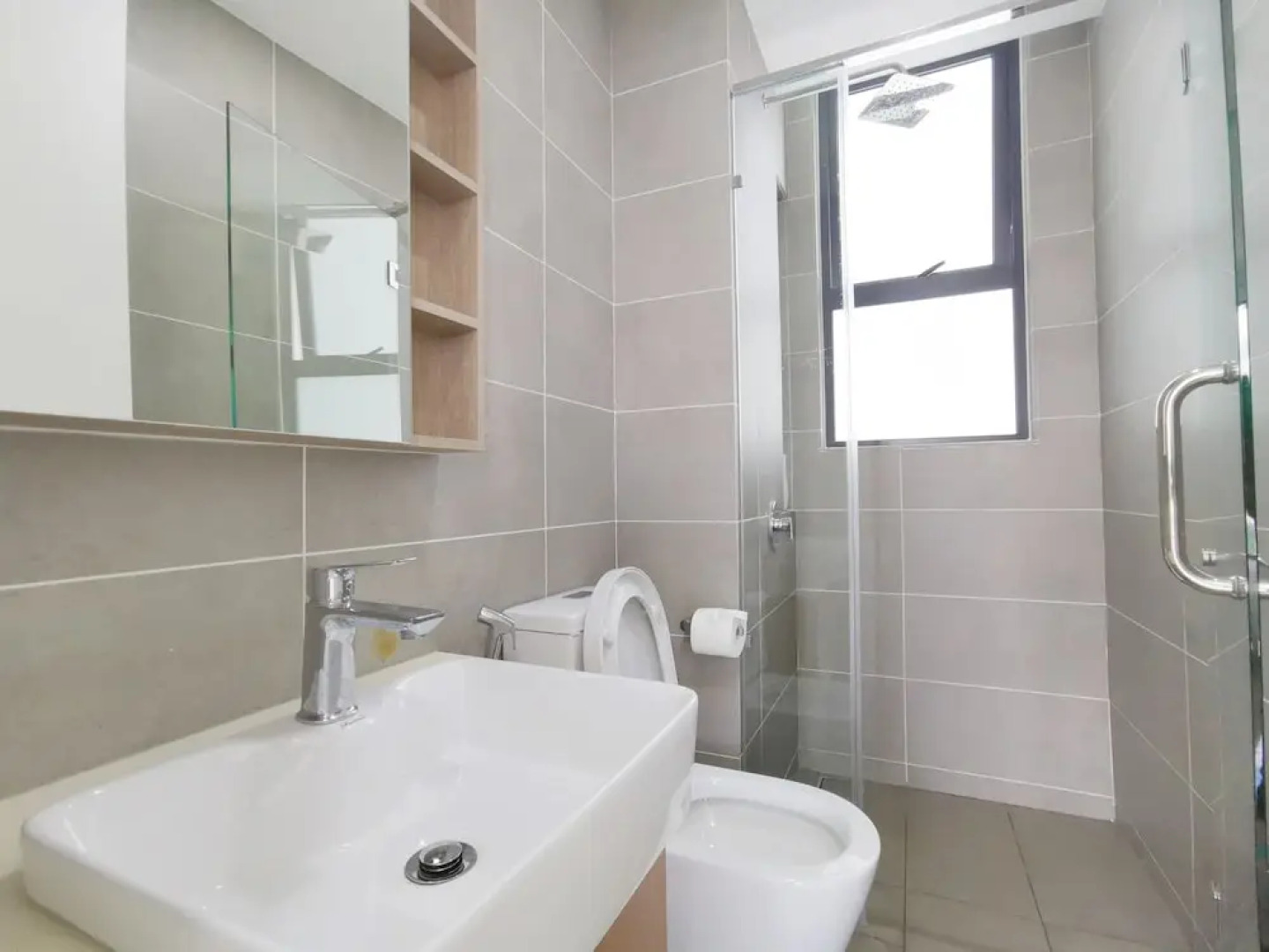 The M Macrolink Hijauan Medini