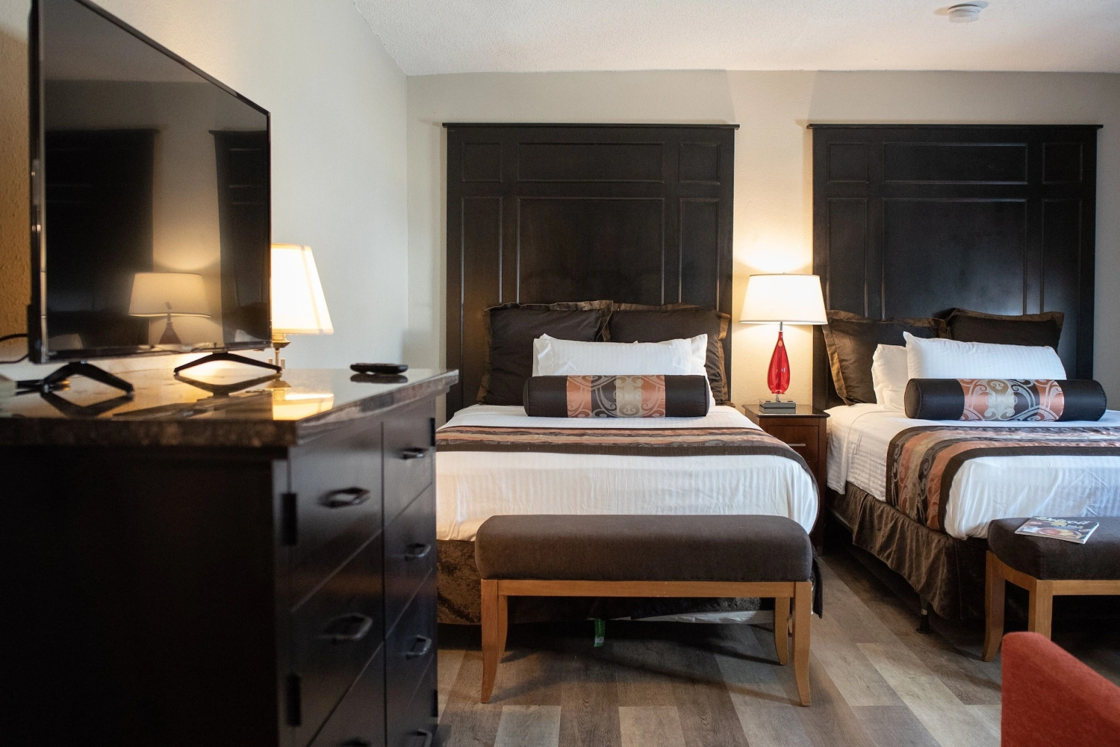 Americas Best Value Inn Dearborn