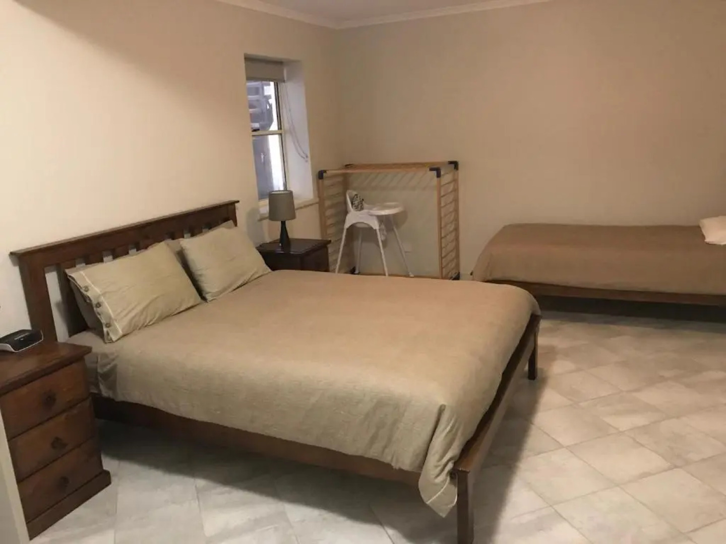 Beachside & Jetty View Apartment 6 - Captain's Apartment