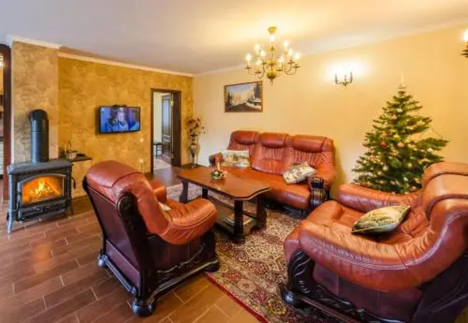 Gallery of Mountains Holiday Home