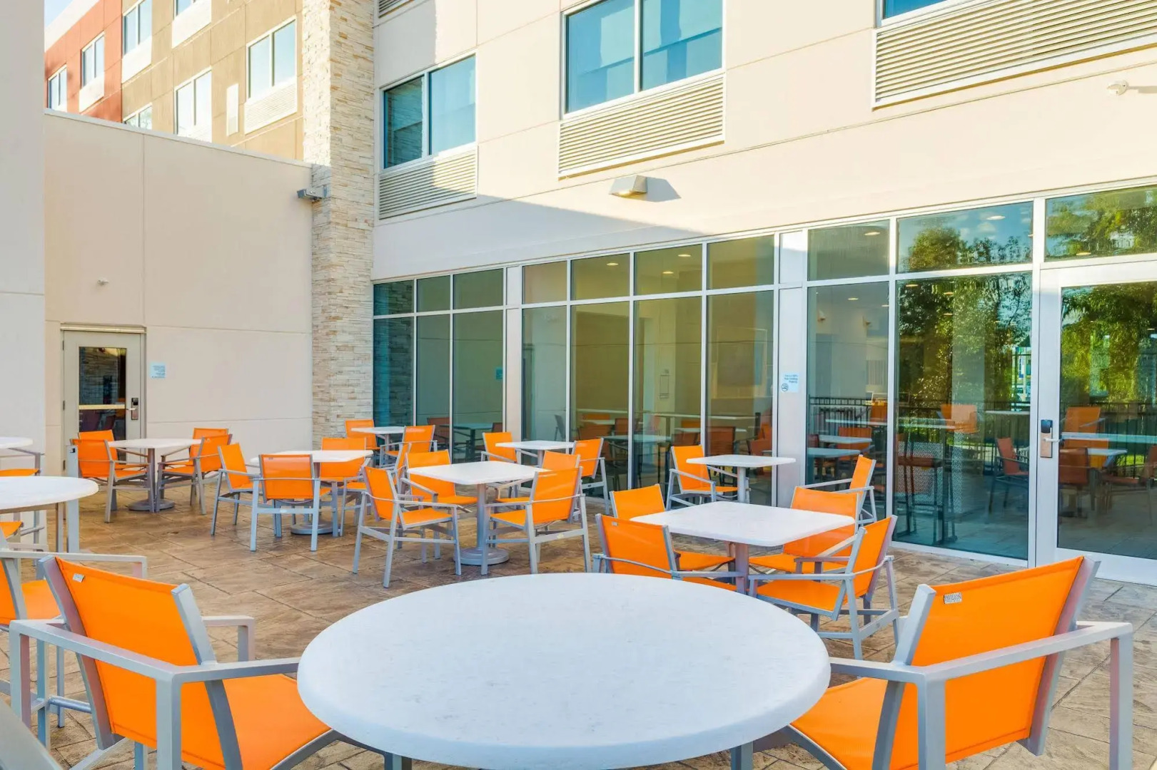 Holiday Inn Express & Suites Russellville by IHG