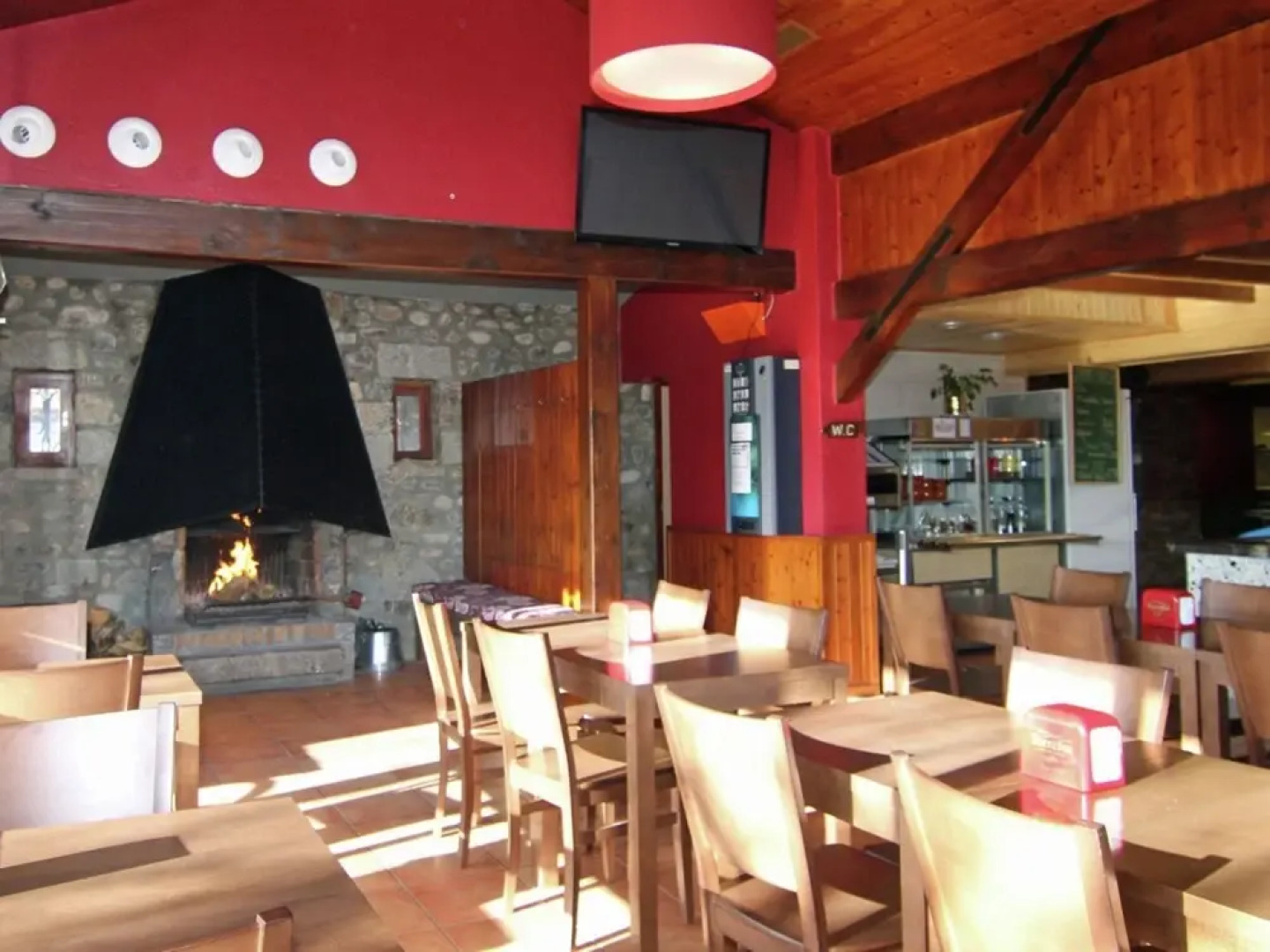 Cozy Bungalow With a Fireplace in the Middle of the Pyrenees