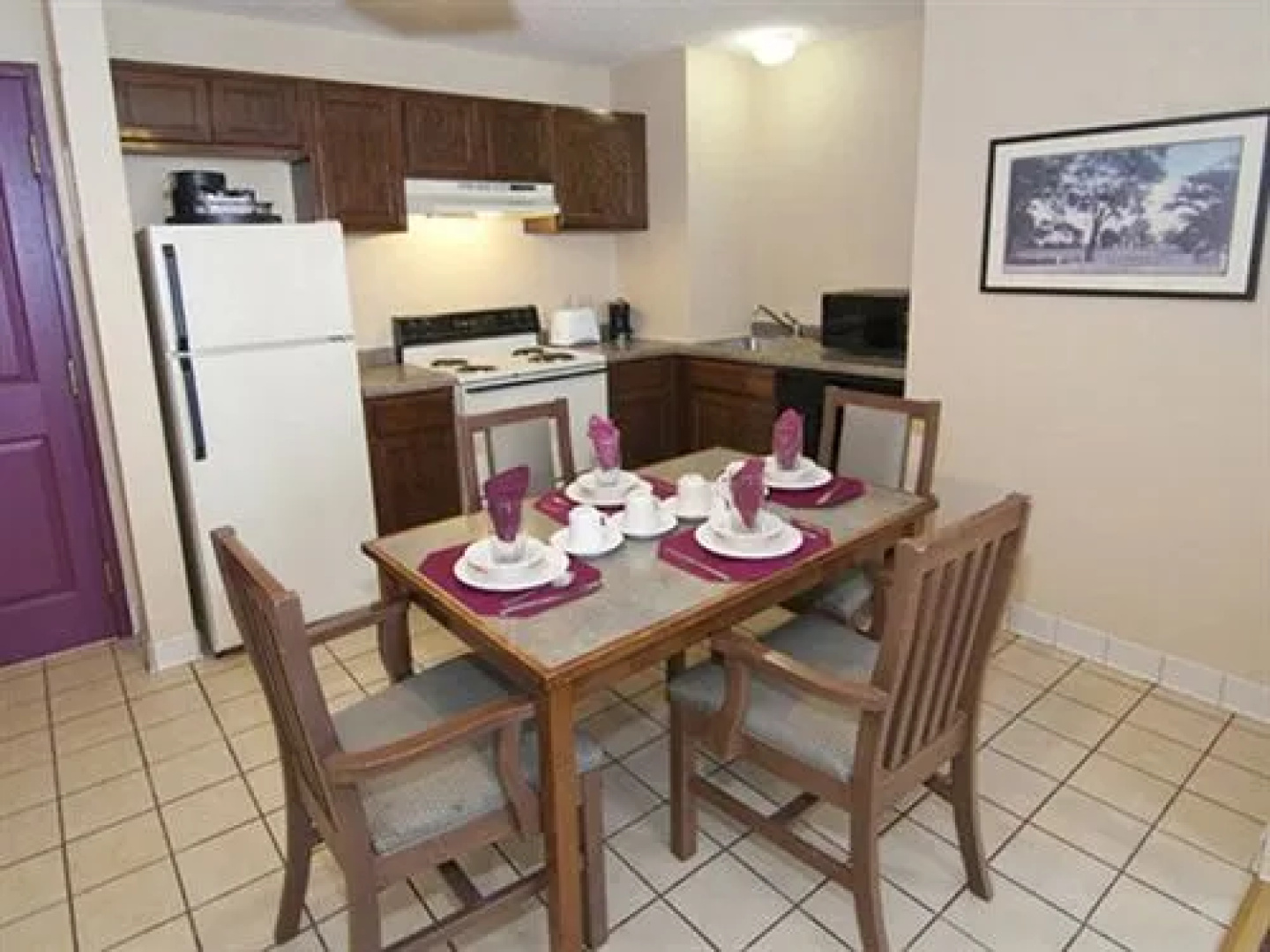 Norwood Inn & Suites