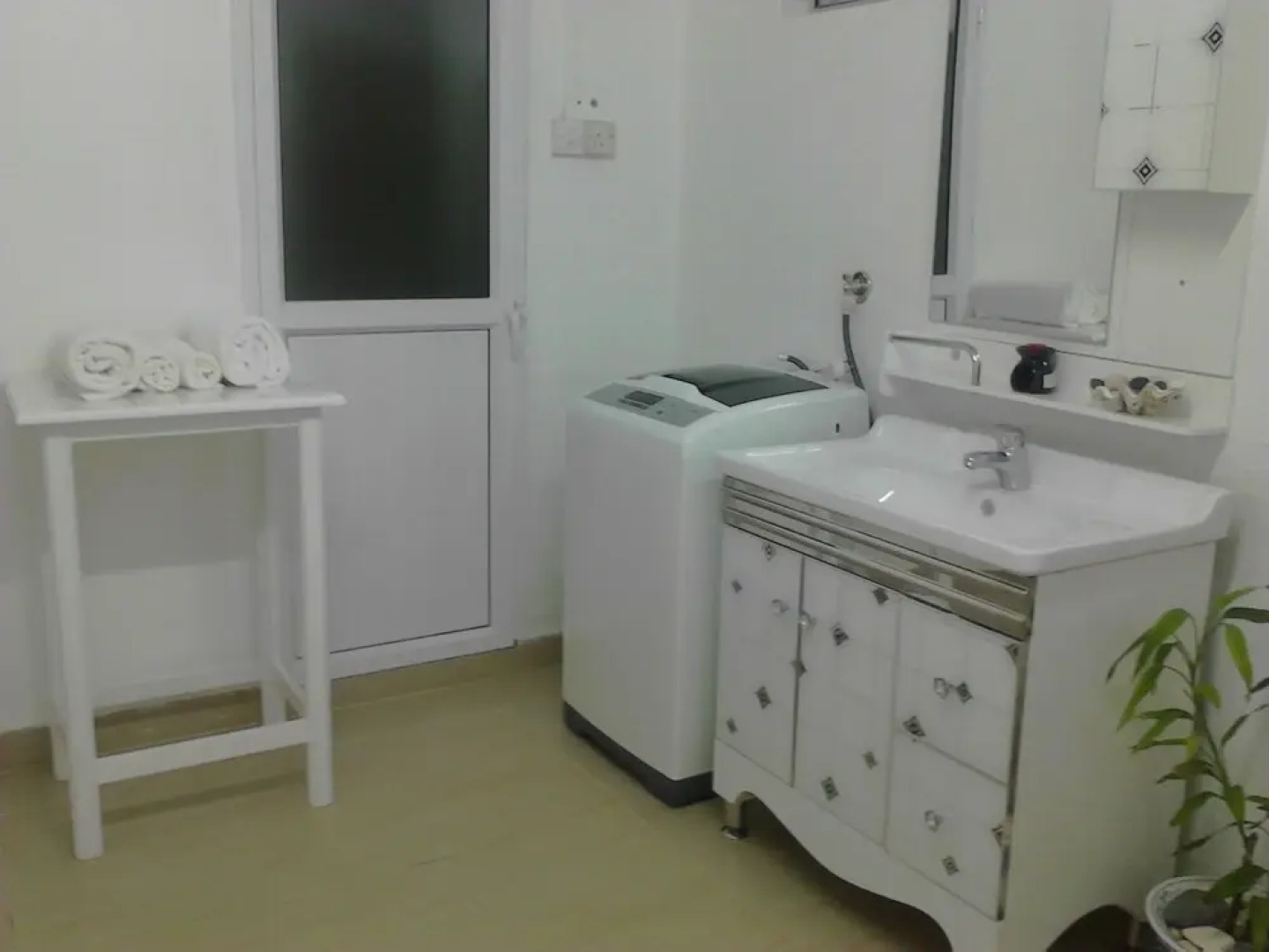 Pretty Villa Santa With Private Pool 120m Walk to the sea