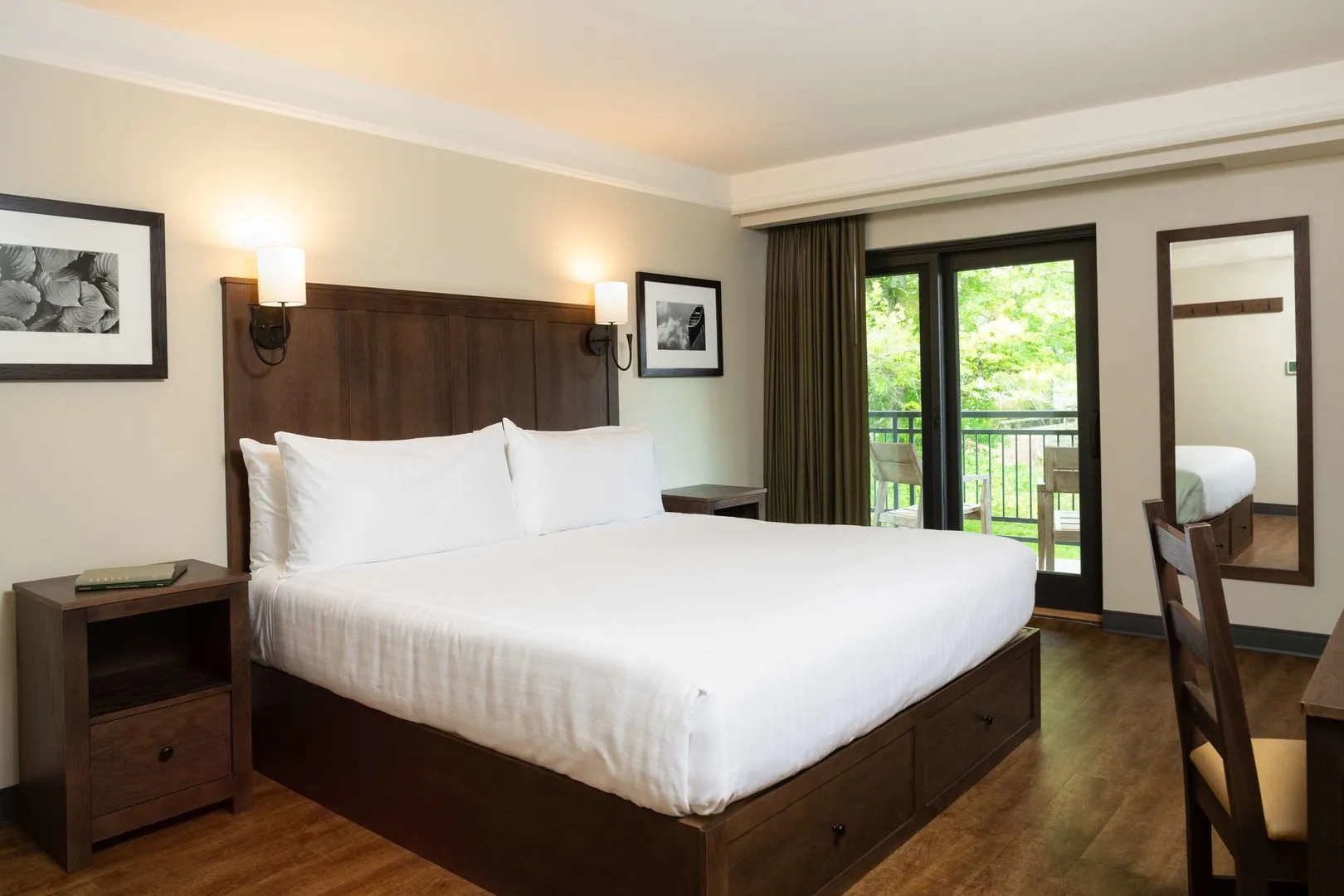 Kanuga Inn & Lodging