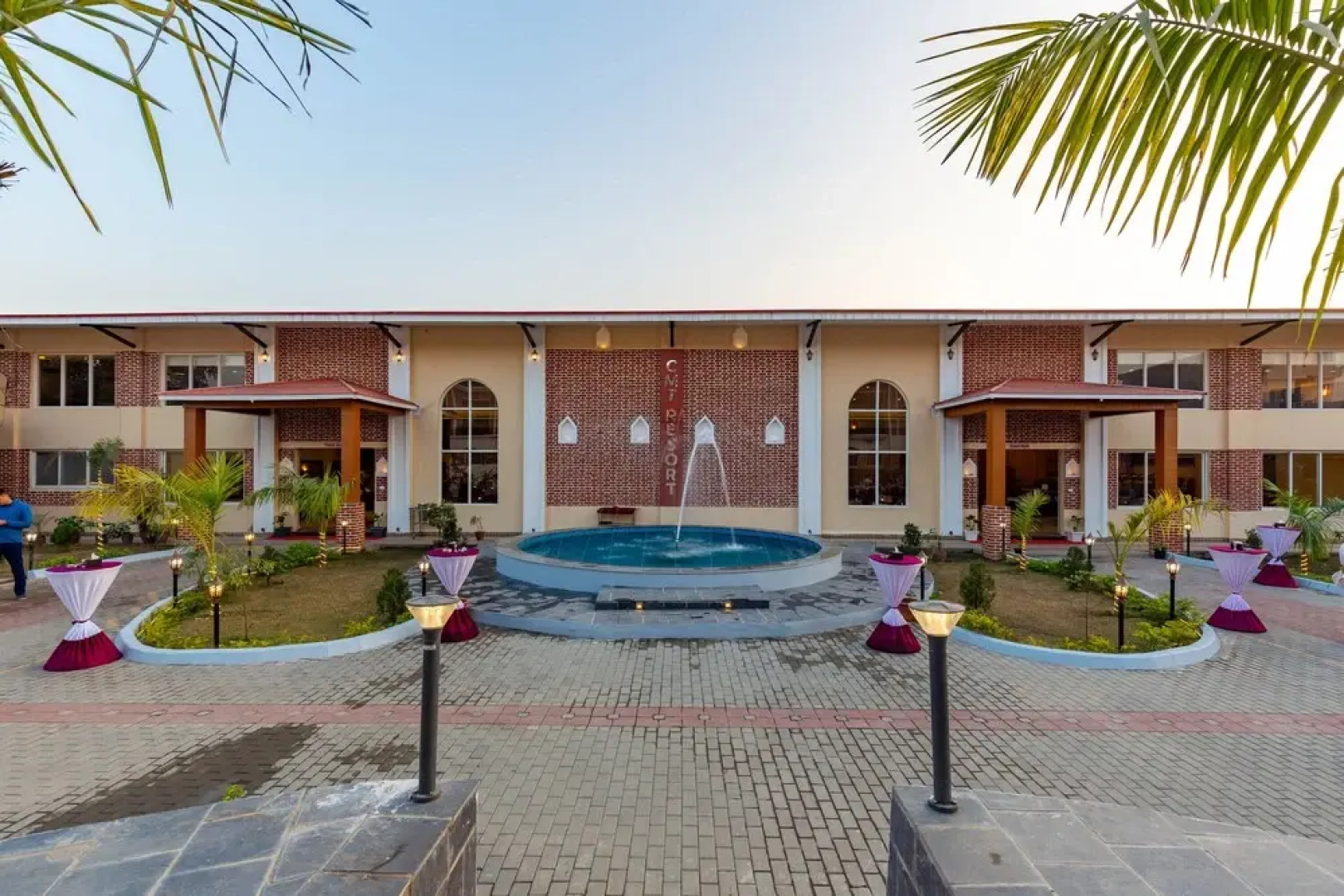 Chitwan Midtown Hotel