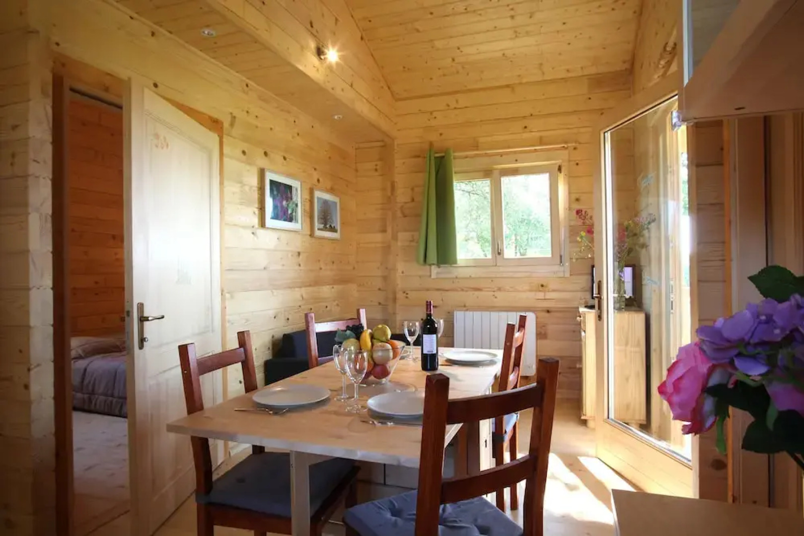 In the Country Side, Near Sarlat, Cottage With Indoor Heated Swimming Pool