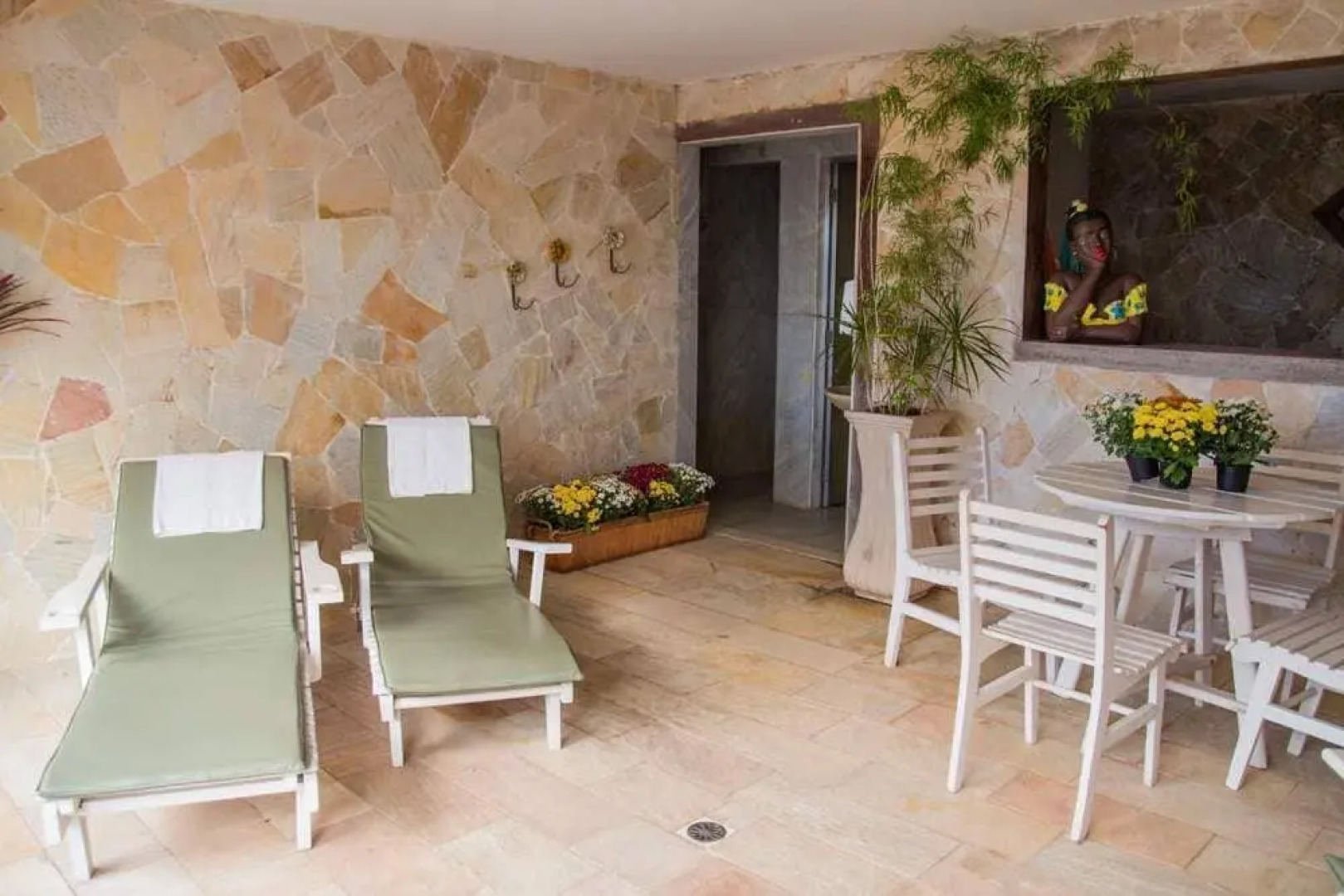 Hotel Dominguez Master