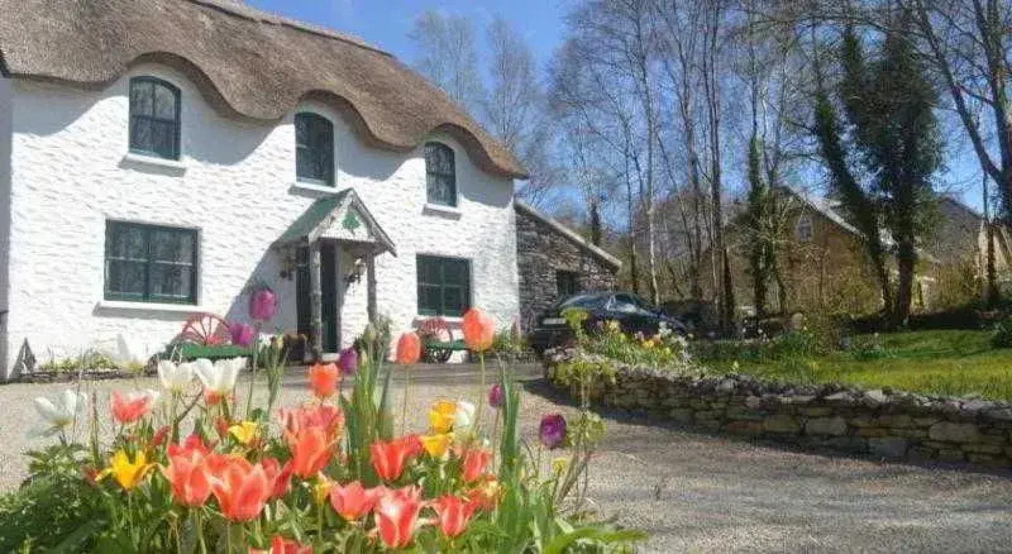 Lissyclearig Thatched Cottage