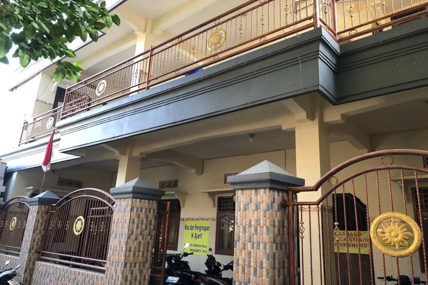 OYO 93107 Homestay H Syarif Syariah – Bandar Gresik