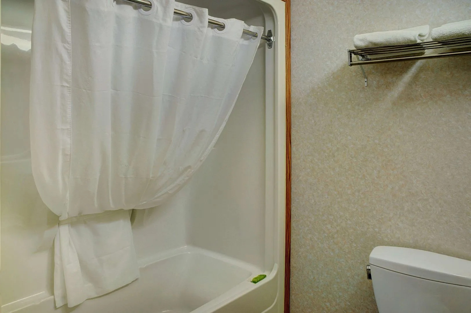 Coast Fort St. John Hotel