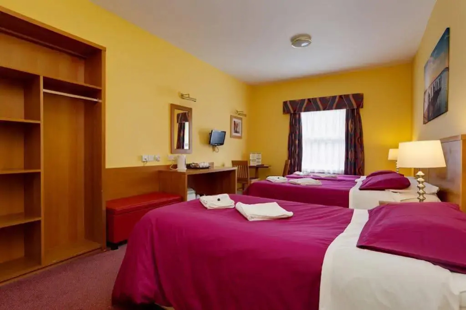 The Earl of Derby - Inn