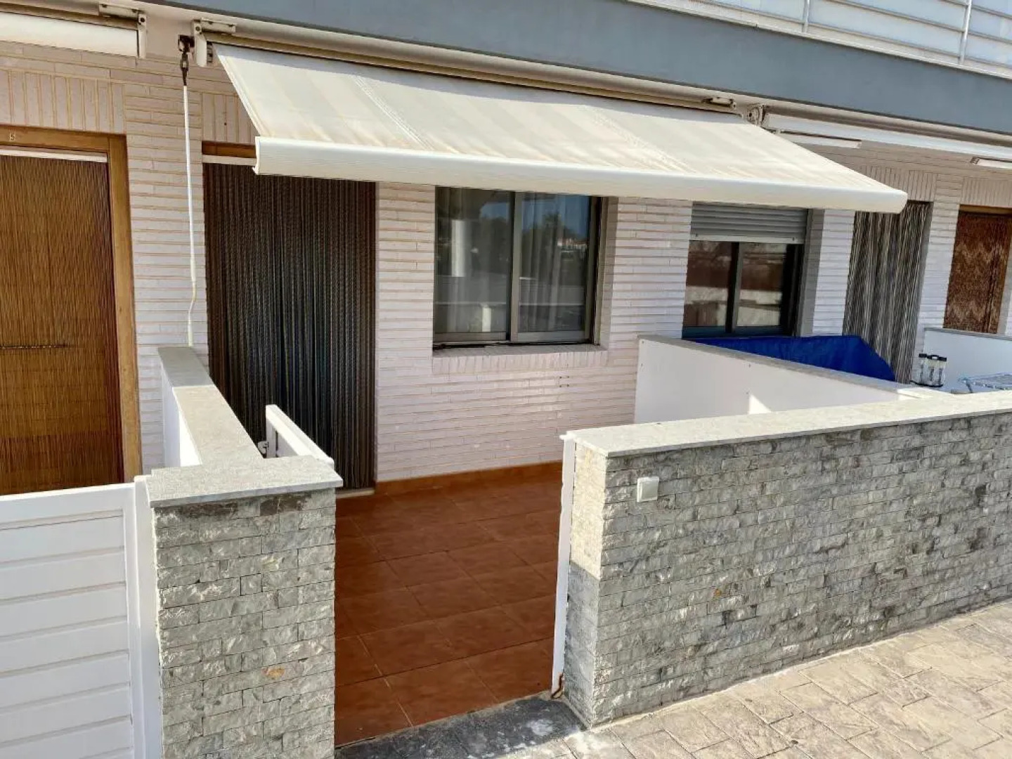 Apartamento con piscina a 350 metros de la playa