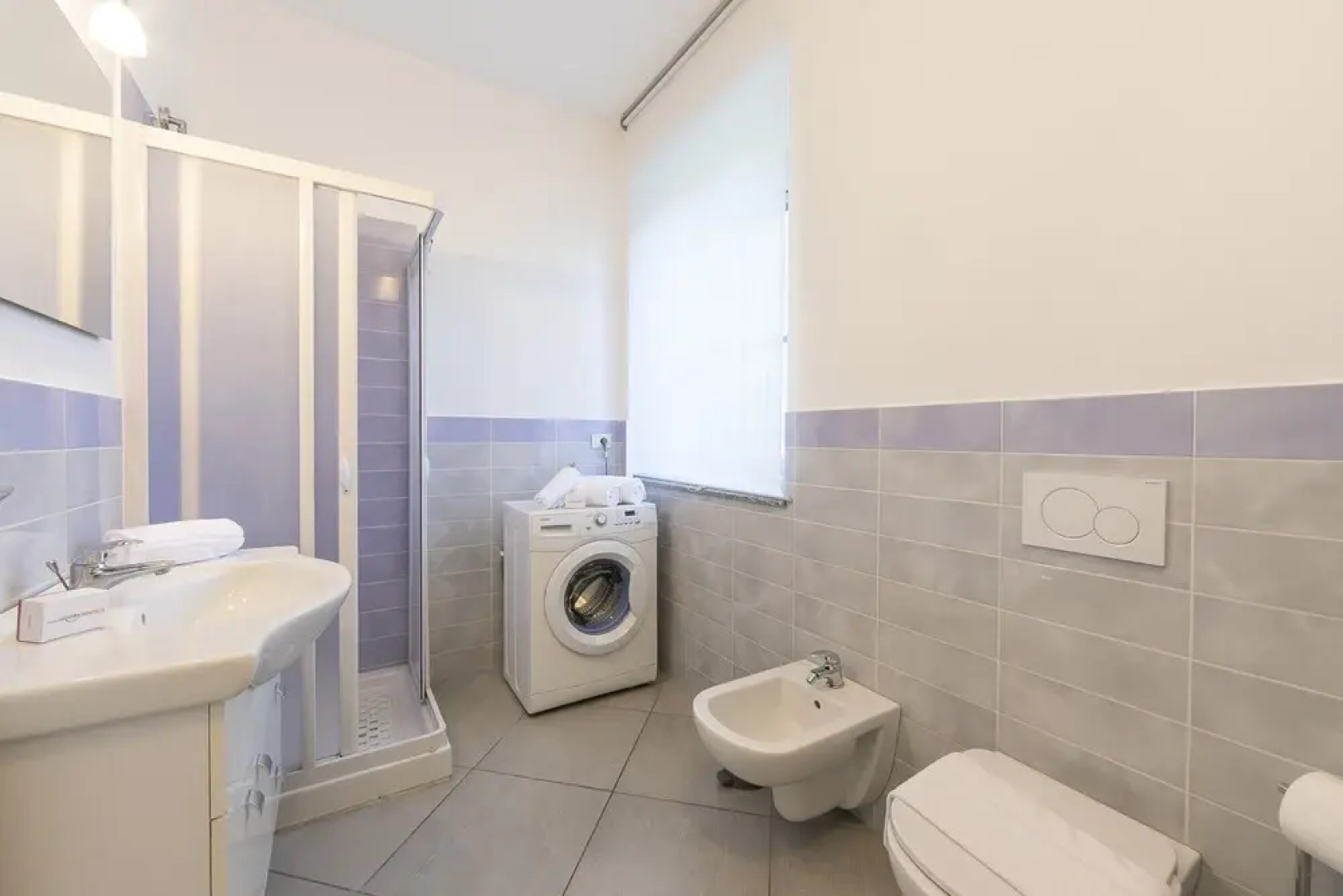 Casa Al Vicolo Di Ranco 50mt From Beach - Happy Rentals