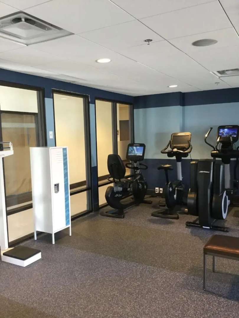 Radisson Hotel Detroit Metro Airport 