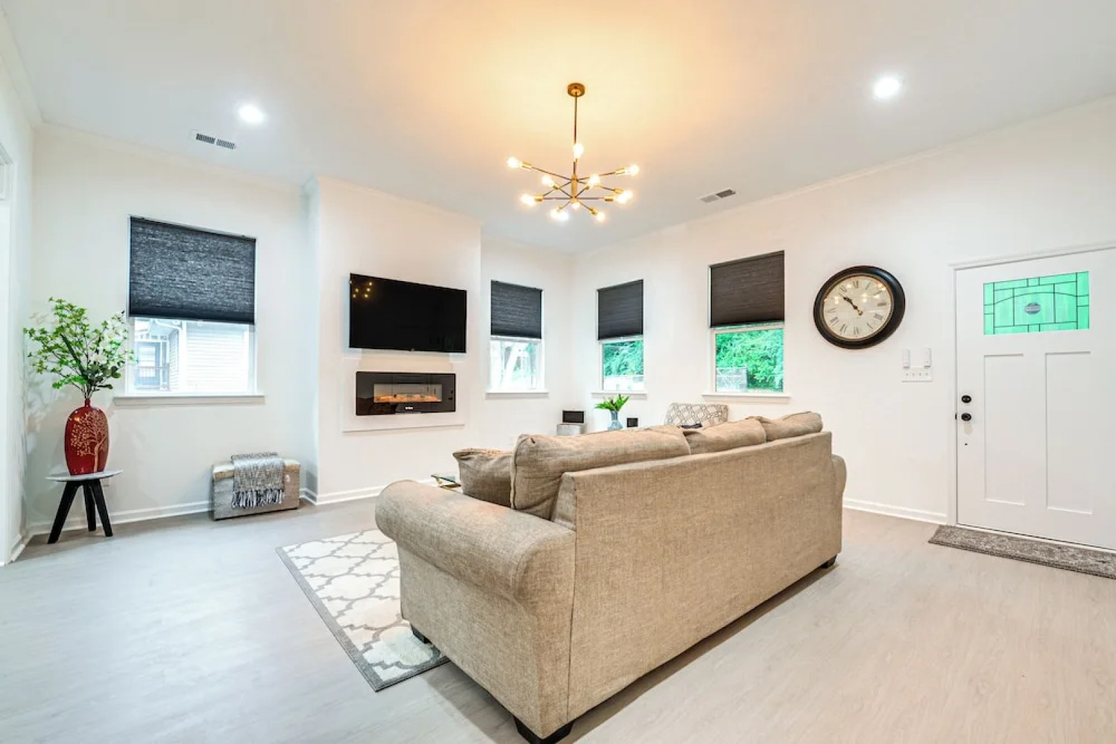 Walk to Downtown! Modern Hogansville Home w/ Patio