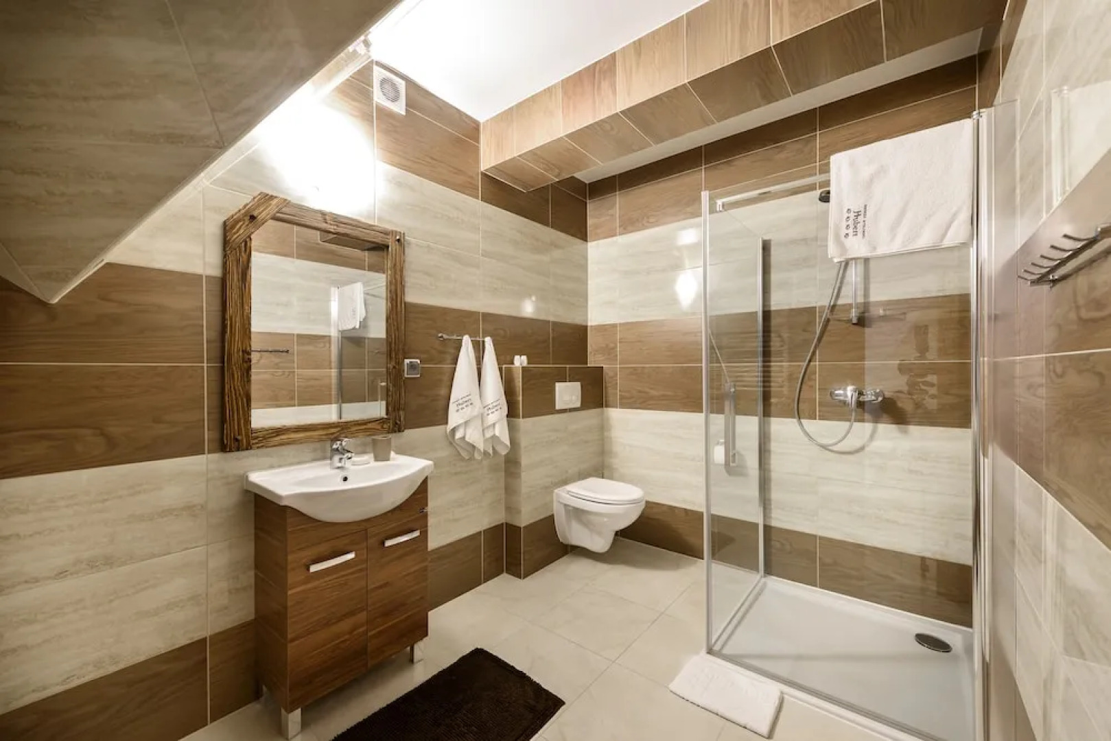 Dworek Mysliwski Hubert