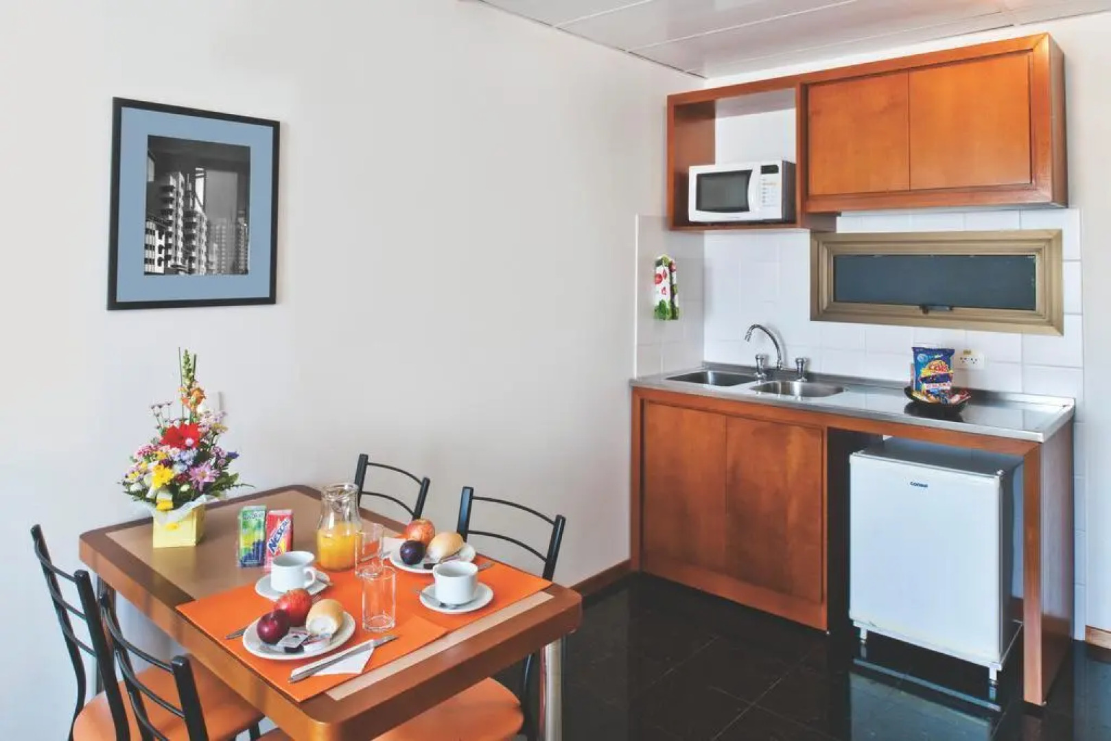 Collins Trade Hotel
