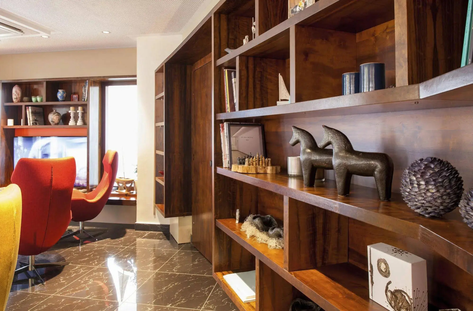 PLAY Seaport Suite Hotel TLV