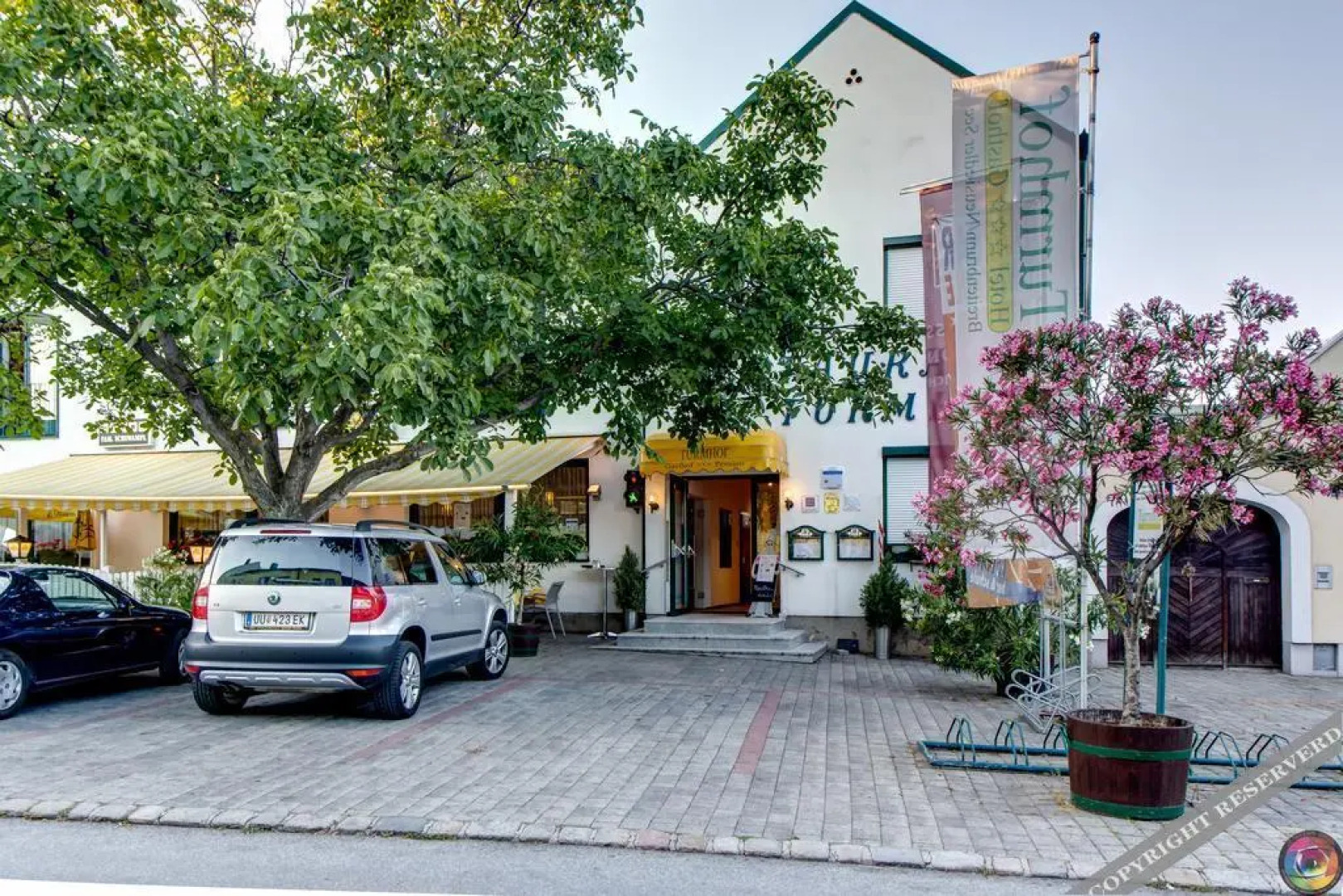 Turmhof Breitenbrunn