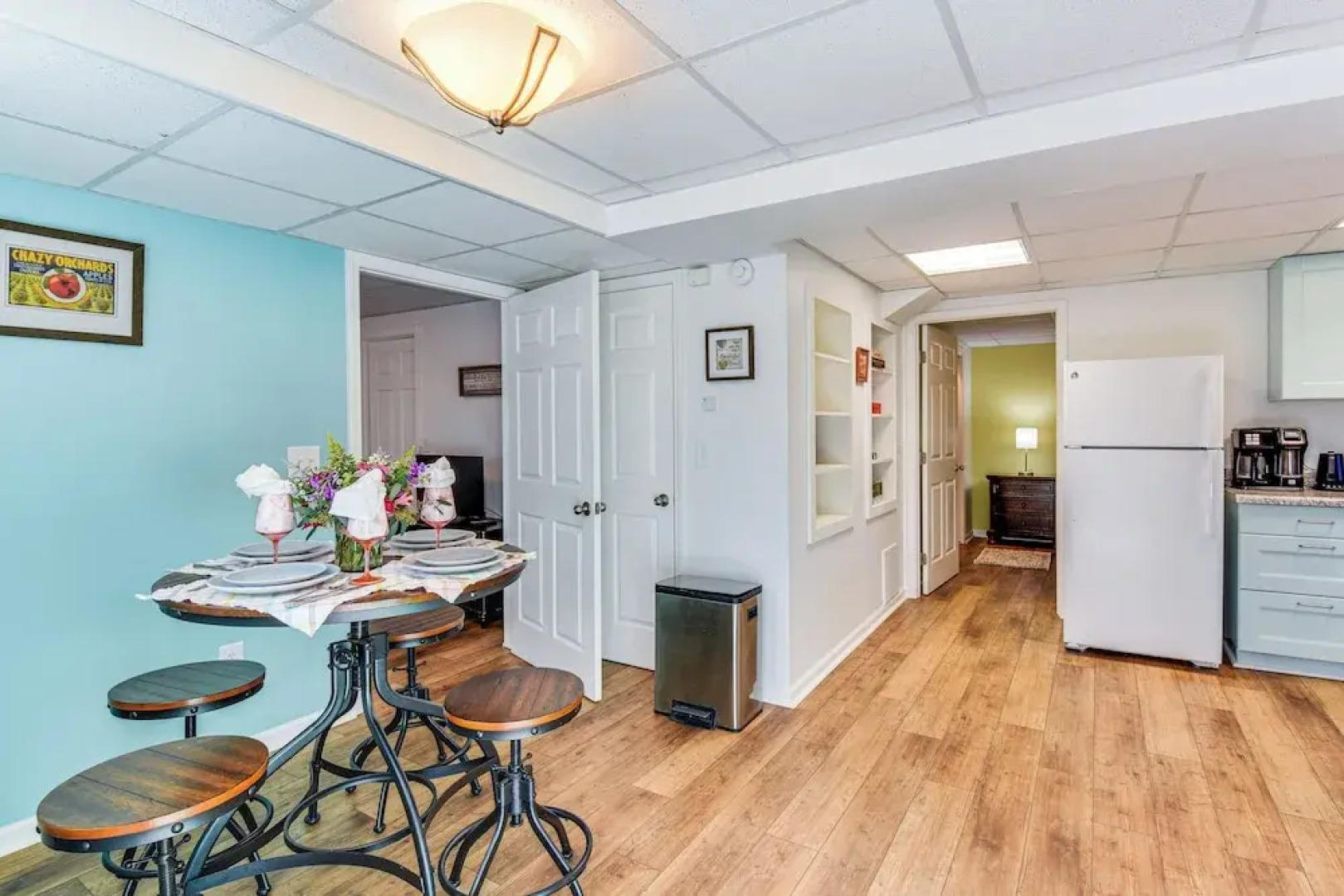 2 Mi to Toccoa Falls: Cozy Getaway w/ Fire Pit!