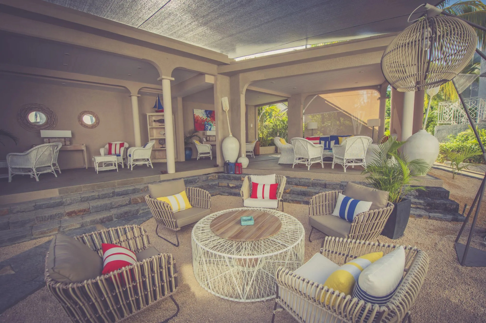 Voile Bleue Boutique Hotel