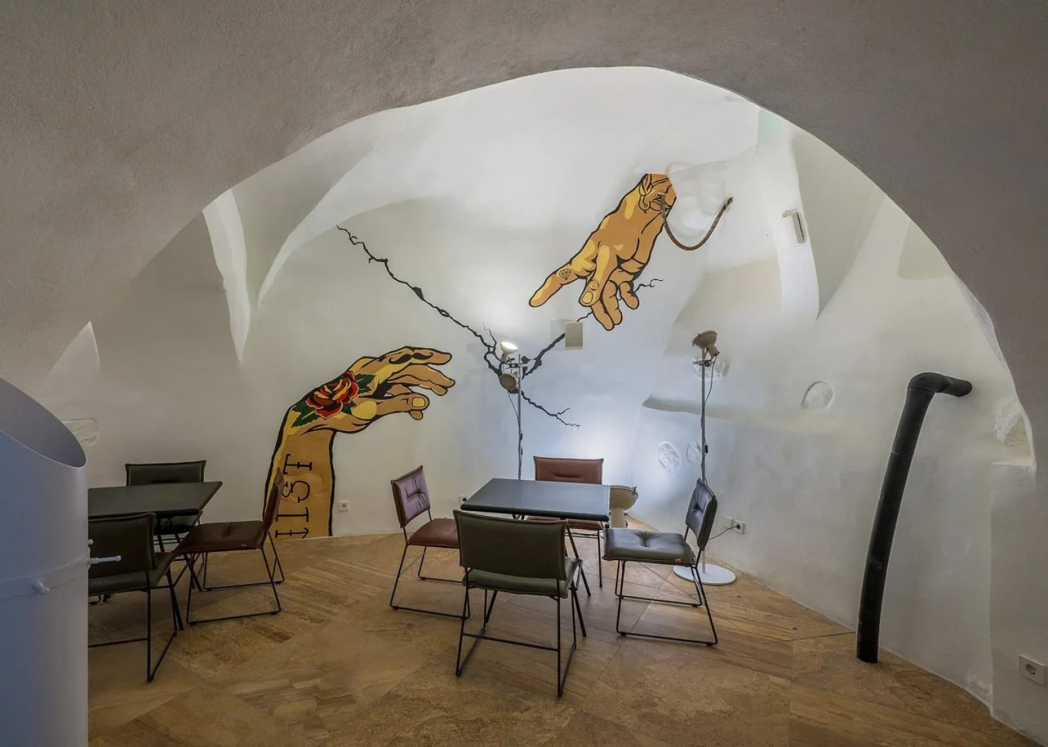 Отель Art Artagonist