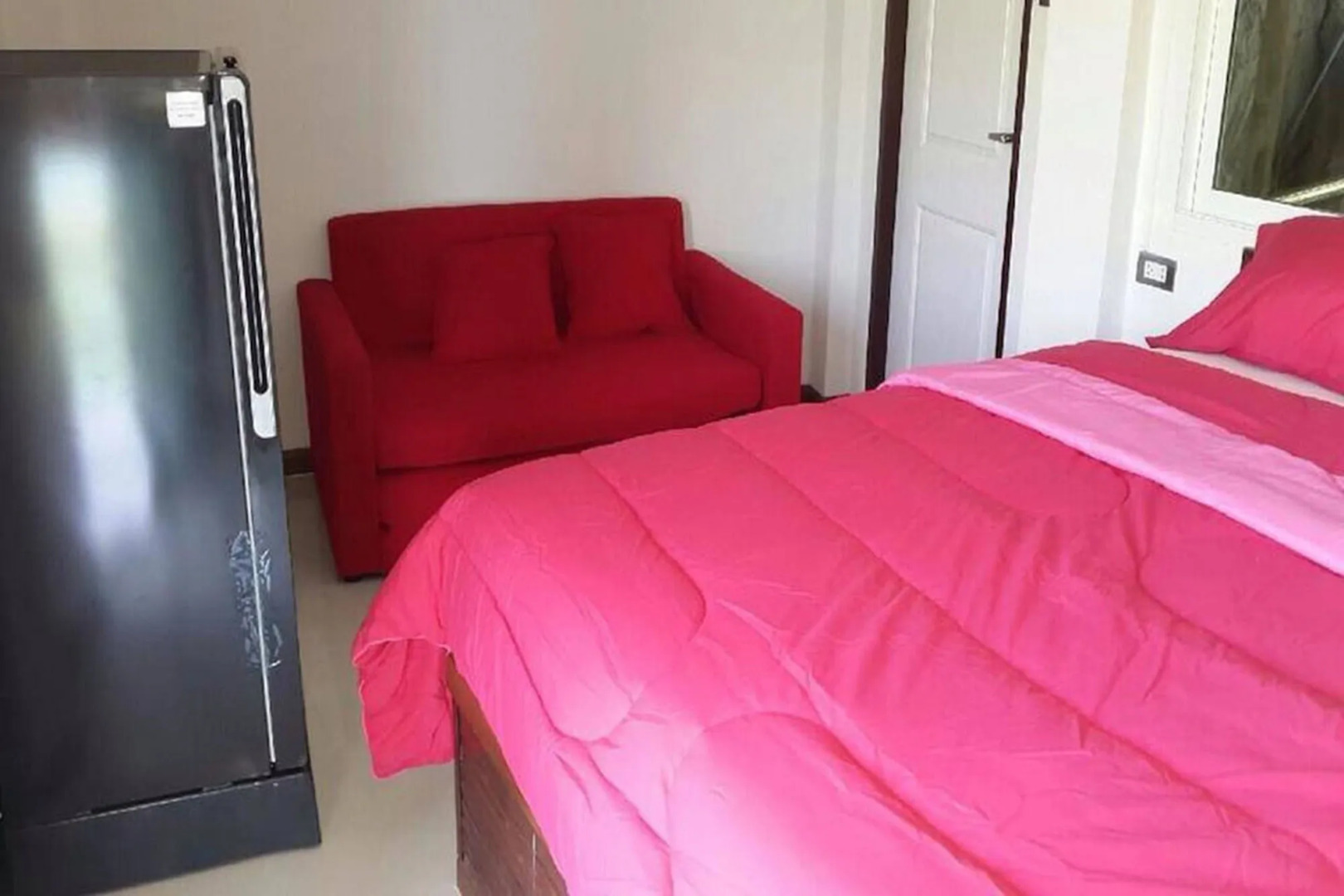 Yellow House Koh Sichang