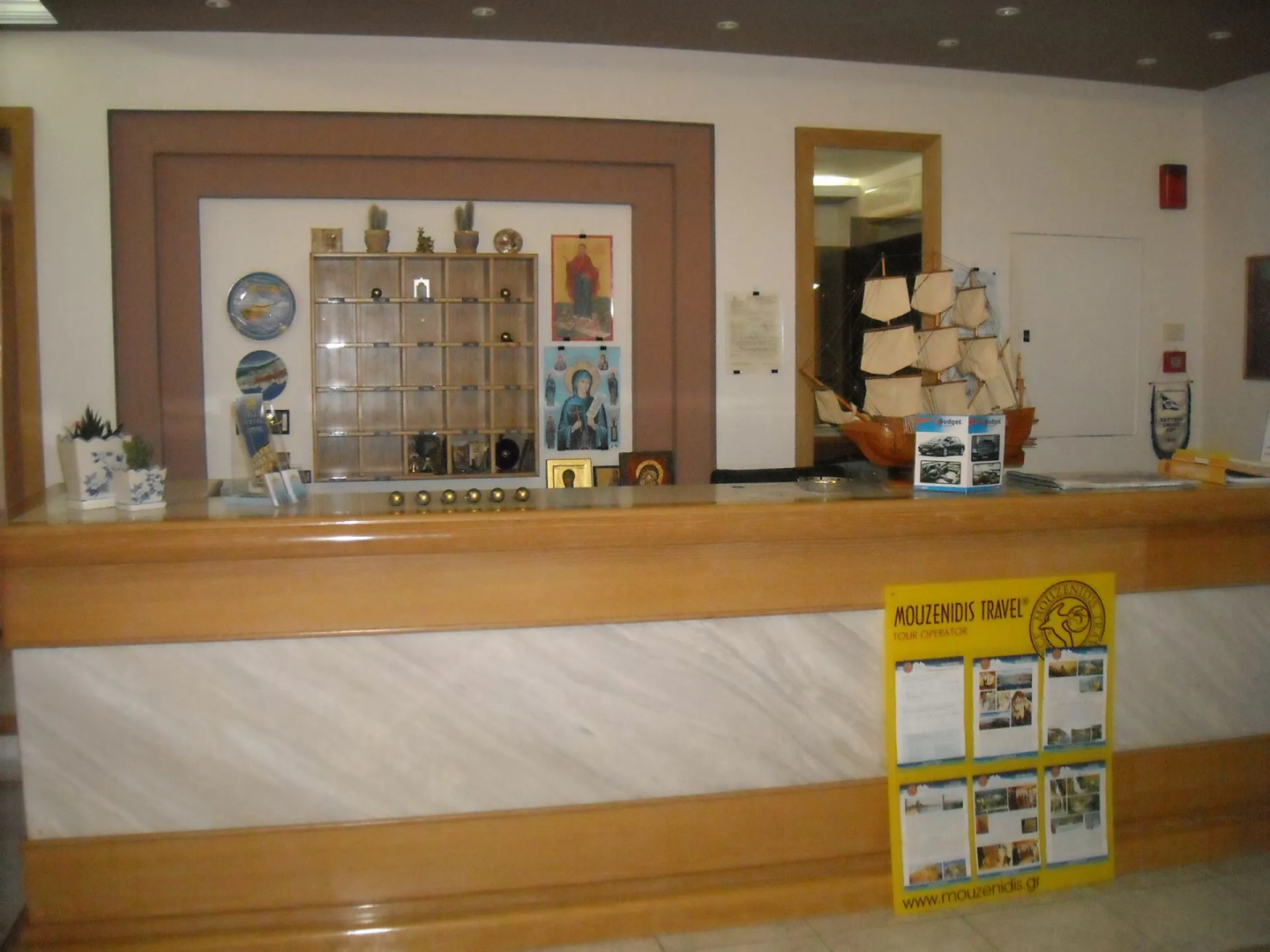 Iris Hotel