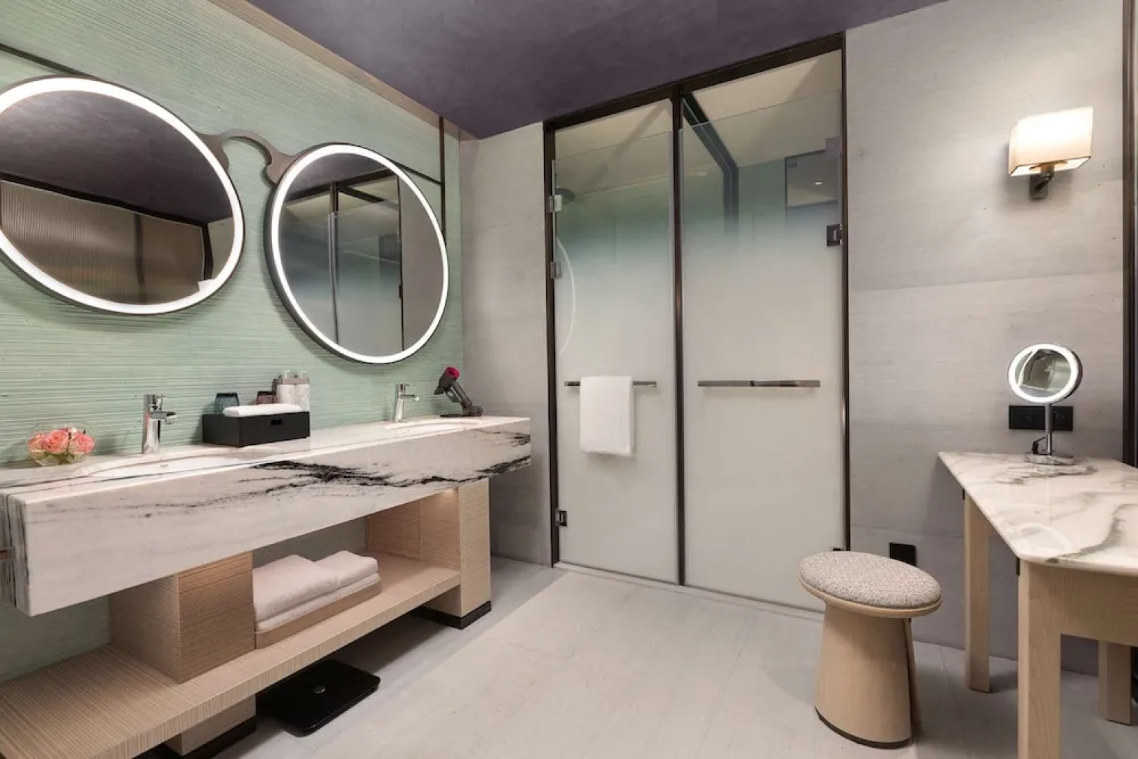 HUALUXE Sanya Yalong Bay Resort by IHG