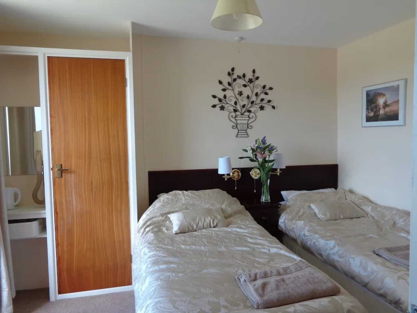 Cedars Guesthouse