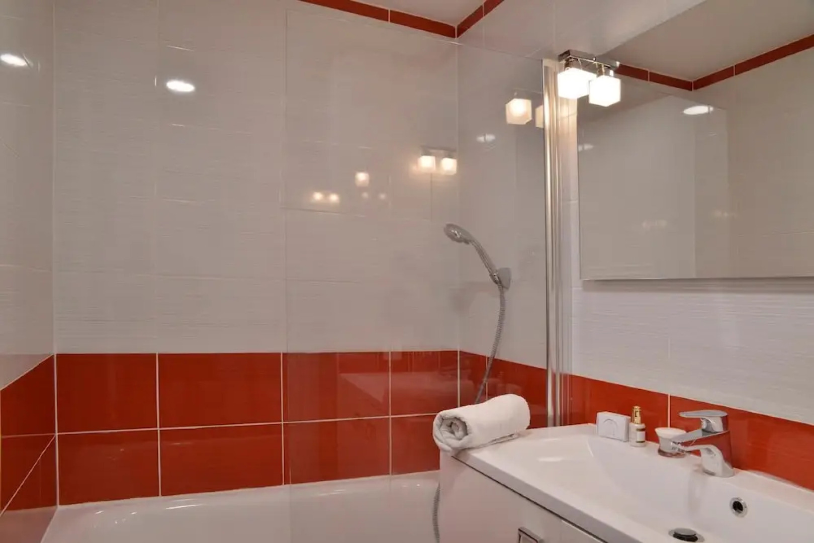 Residence Saintjacques Two-room Apartment for 5 People, in the Resort Center S705