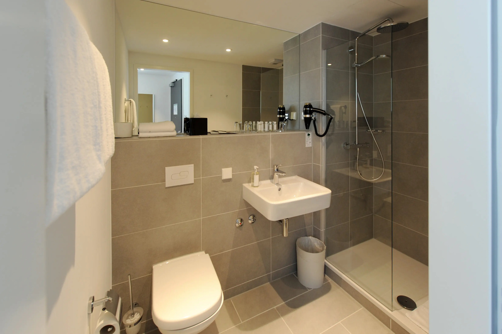 Bayer 89 Vi Vadi Hotel