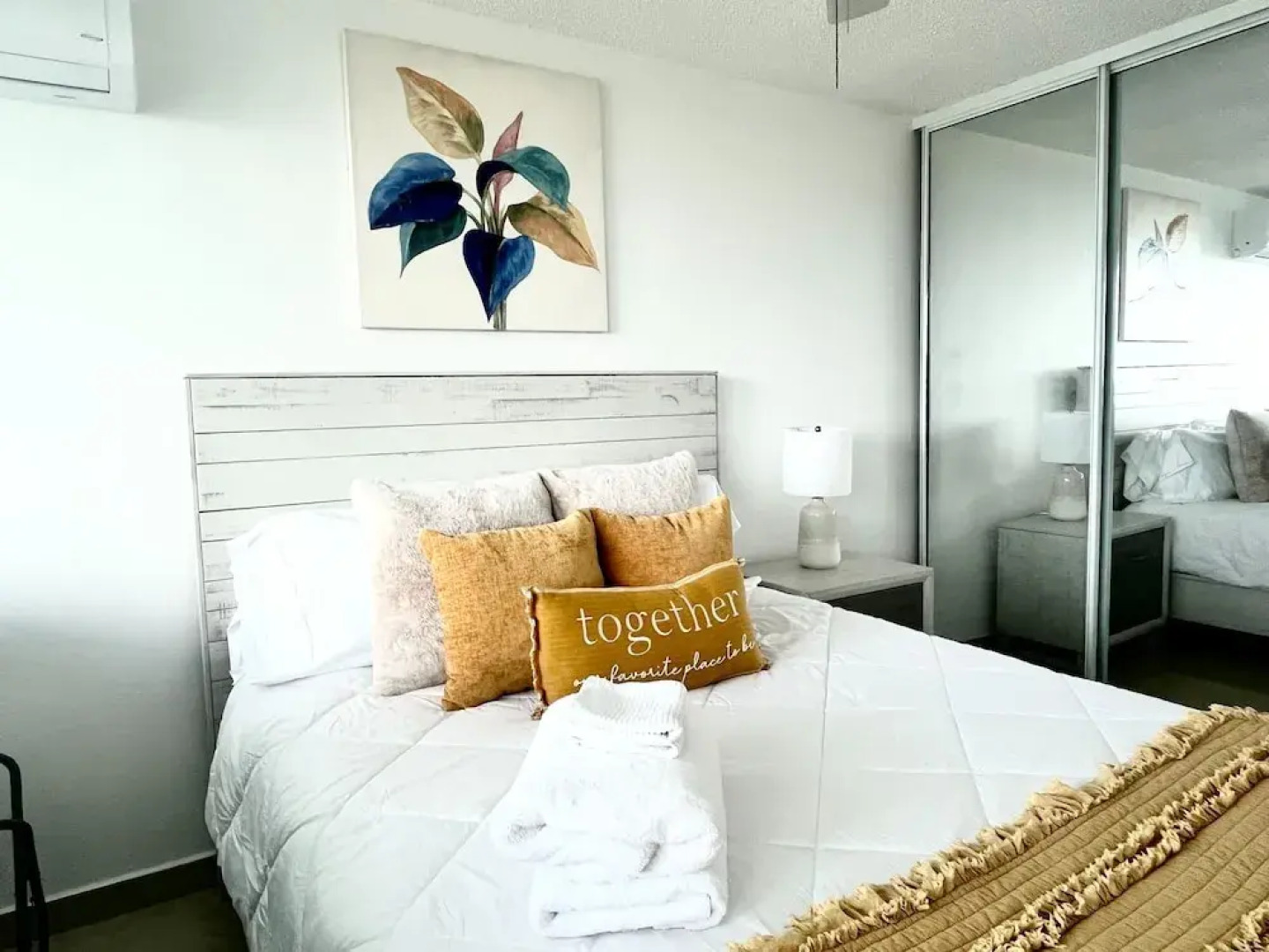 Stunning Marina Views Pool Kayak Island Tours