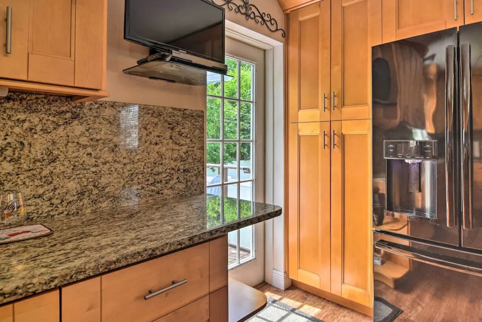 Seminole Home: 1 Mi to Indian Shores Beach!