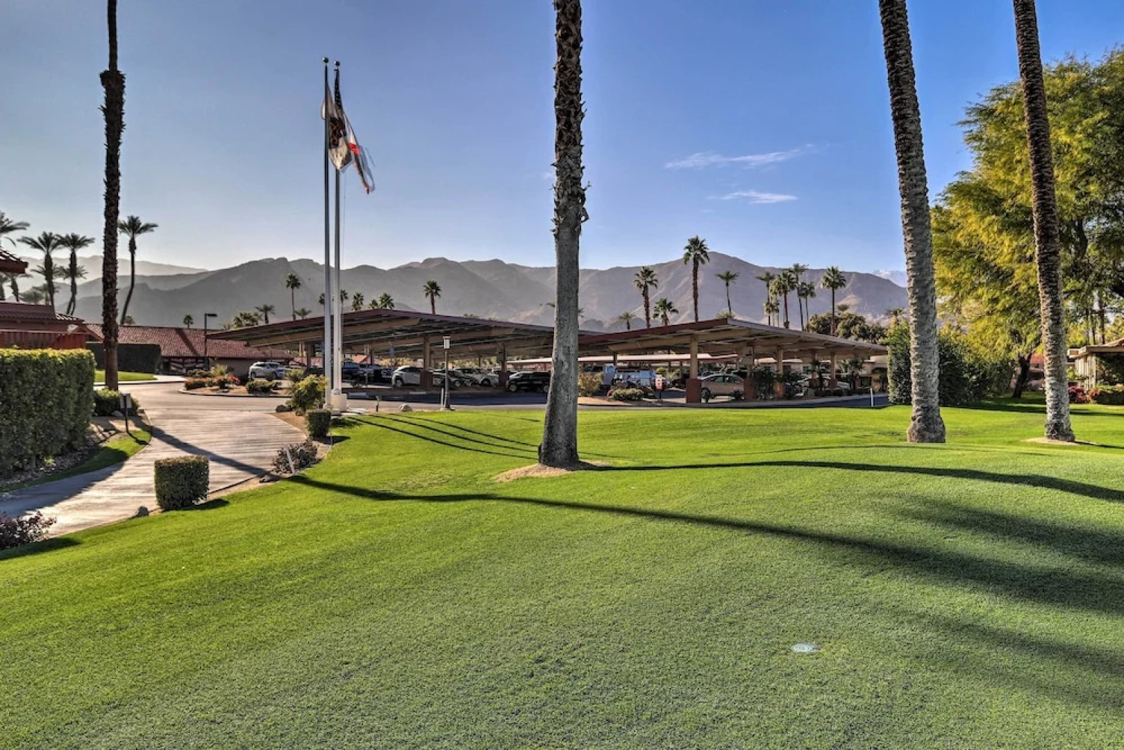 Resort Amenities: Rancho Mirage Country Club Home
